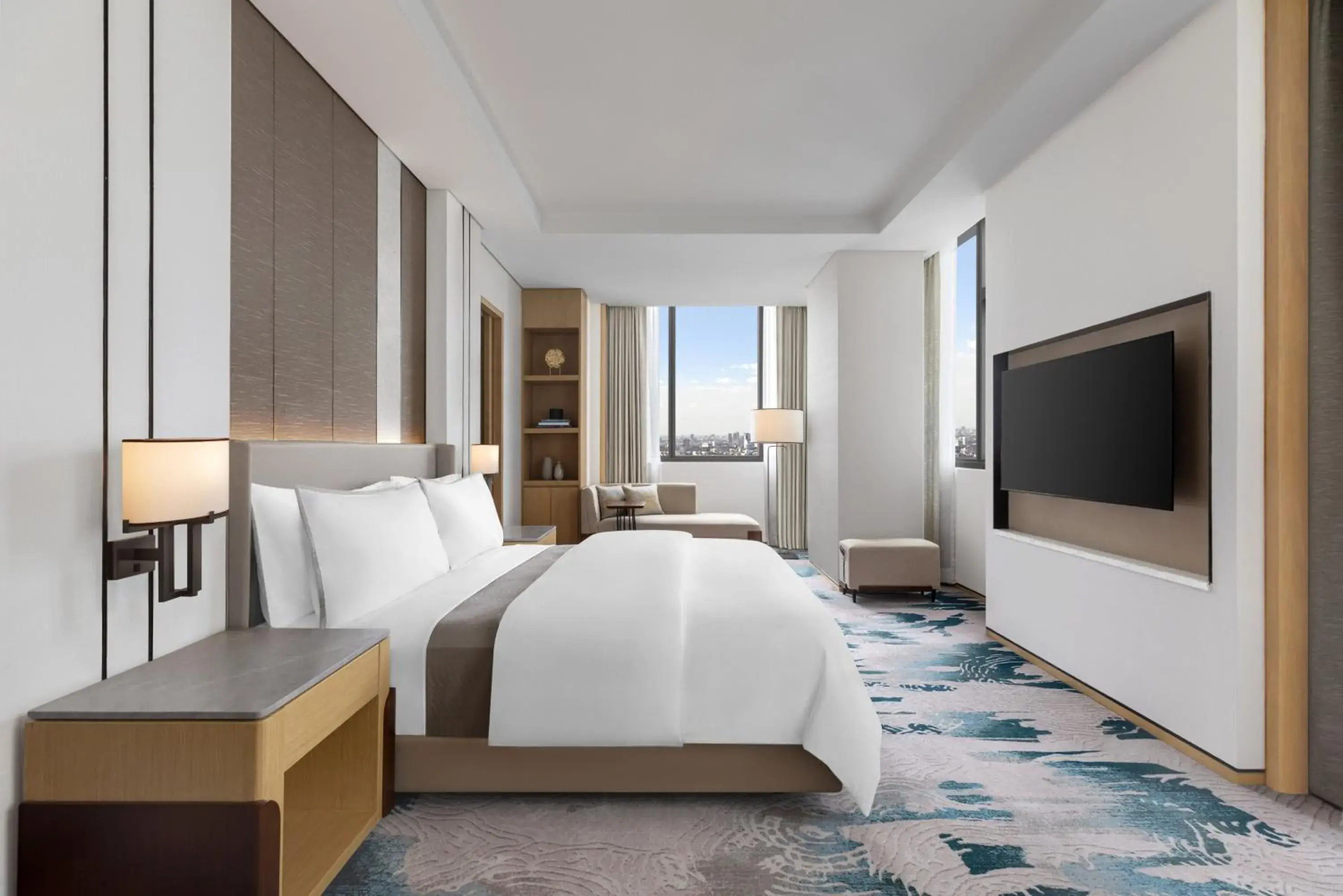 King Room with Skyline View - Club Lounge Access in The Westin Manila King Room with Skyline View - Club Lounge Access in The Westin Manila