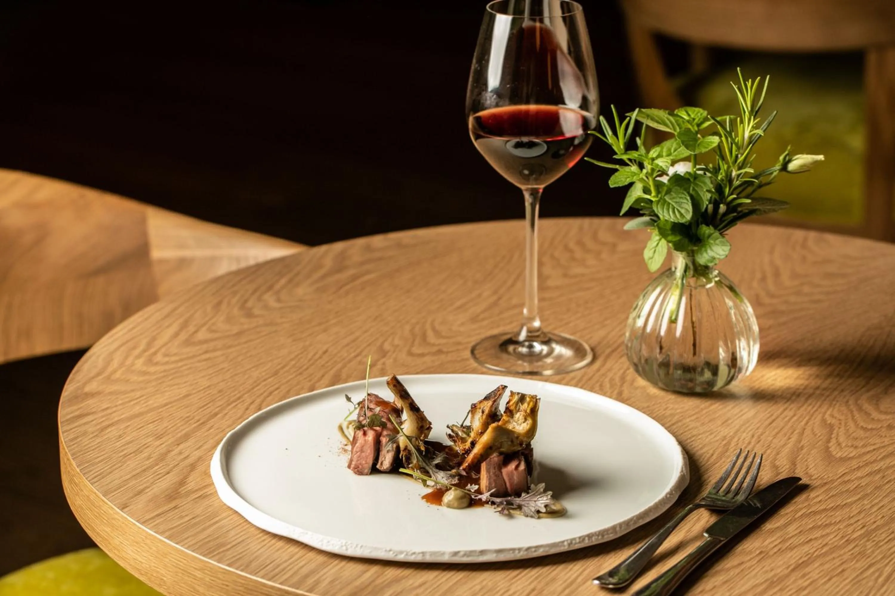 Restaurant/places to eat in The Rome EDITION