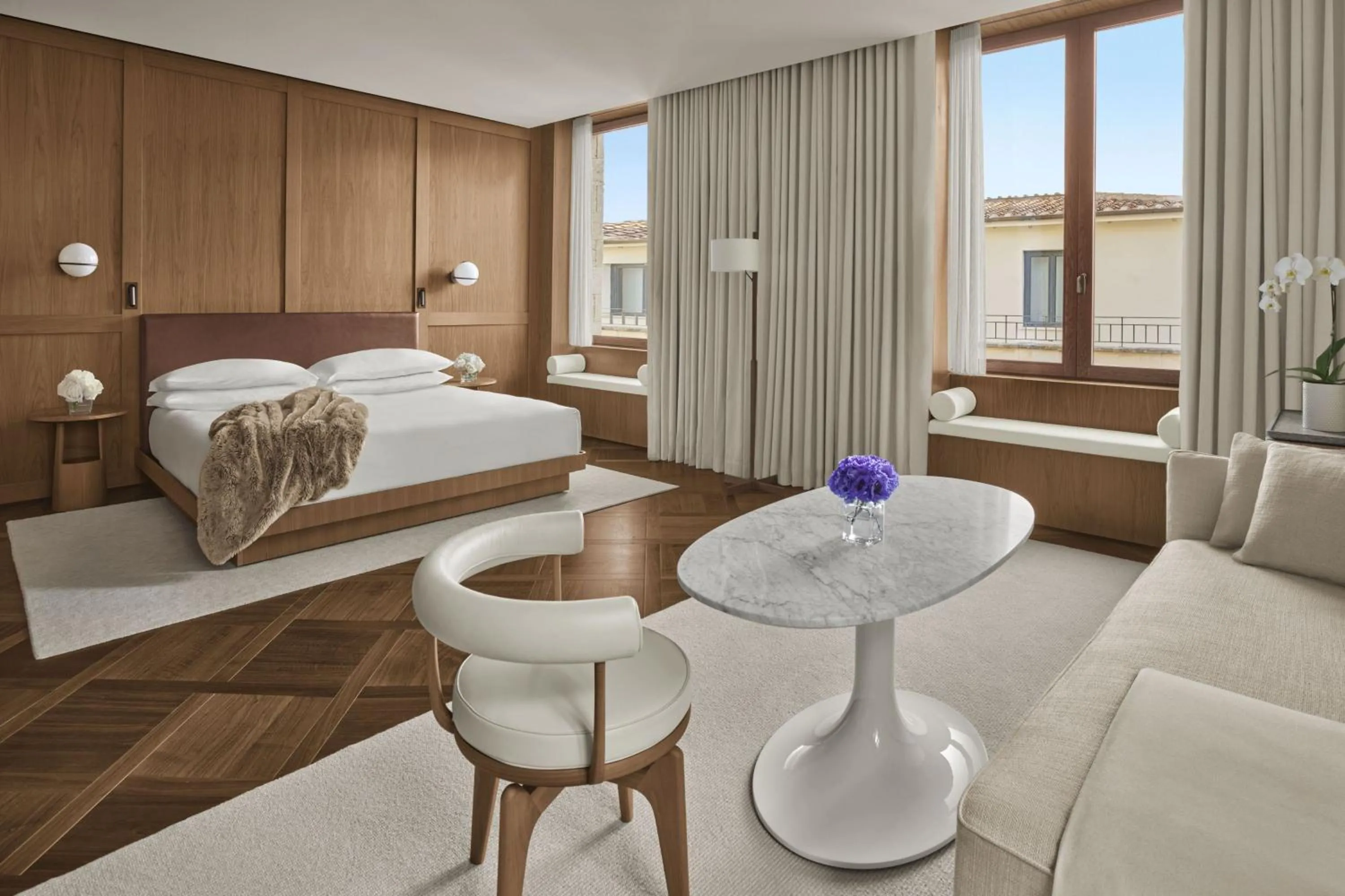 Photo of the whole room, Bed in The Rome EDITION