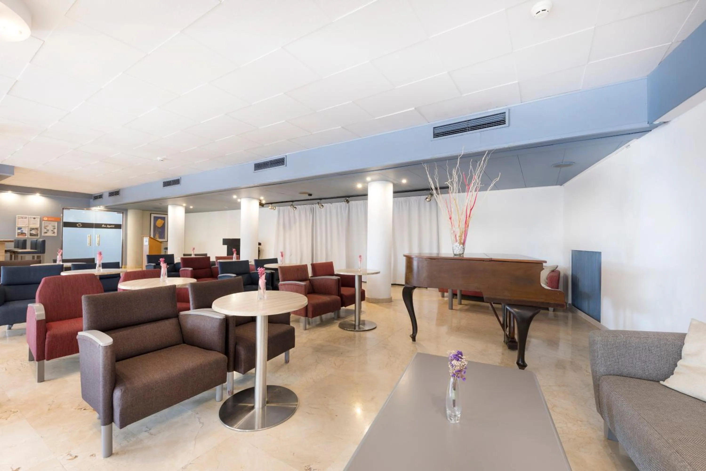 Communal lounge/ TV room in Be Live Experience Costa Palma