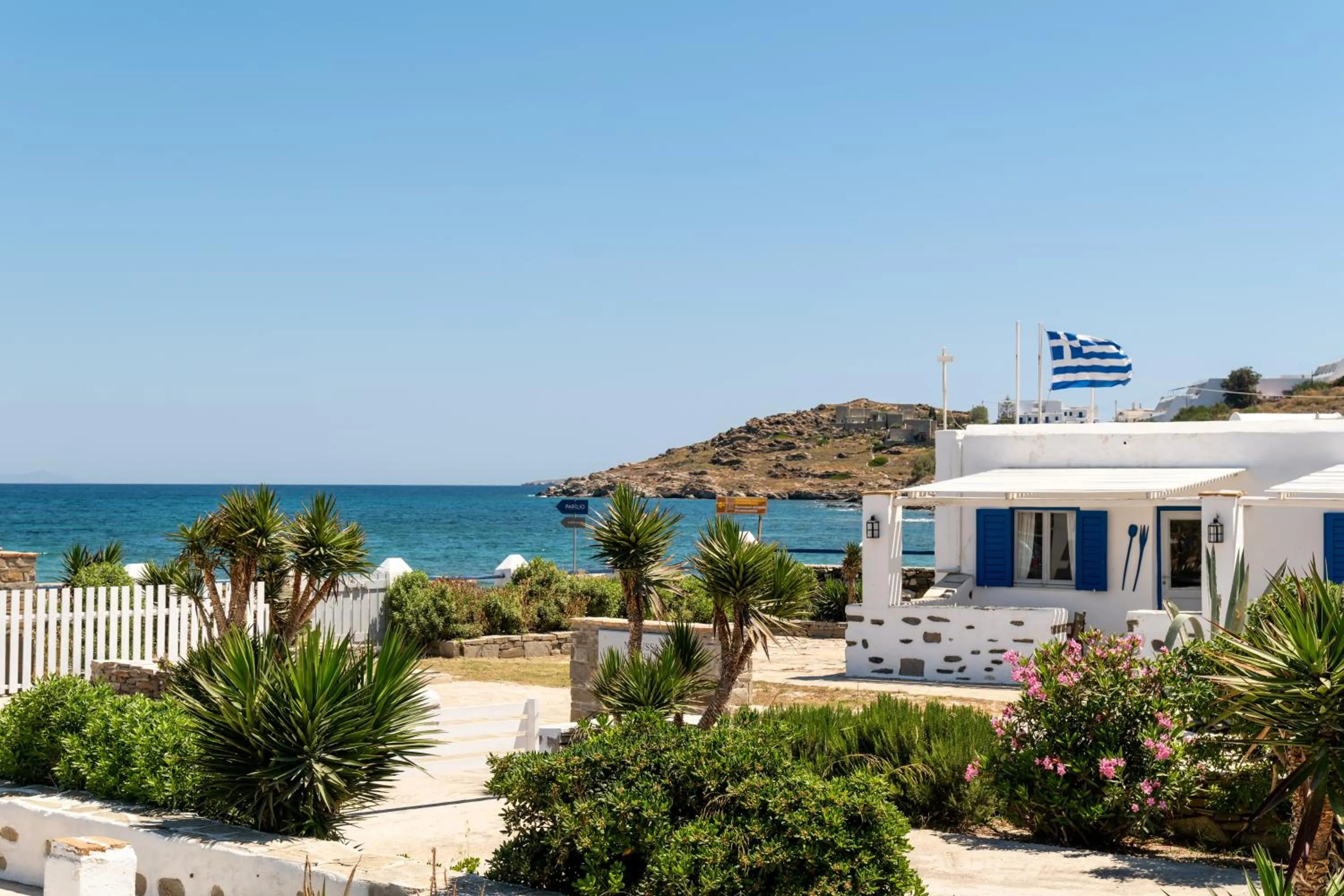 Property building in Naoussa Hotel Paros by Booking Kottas