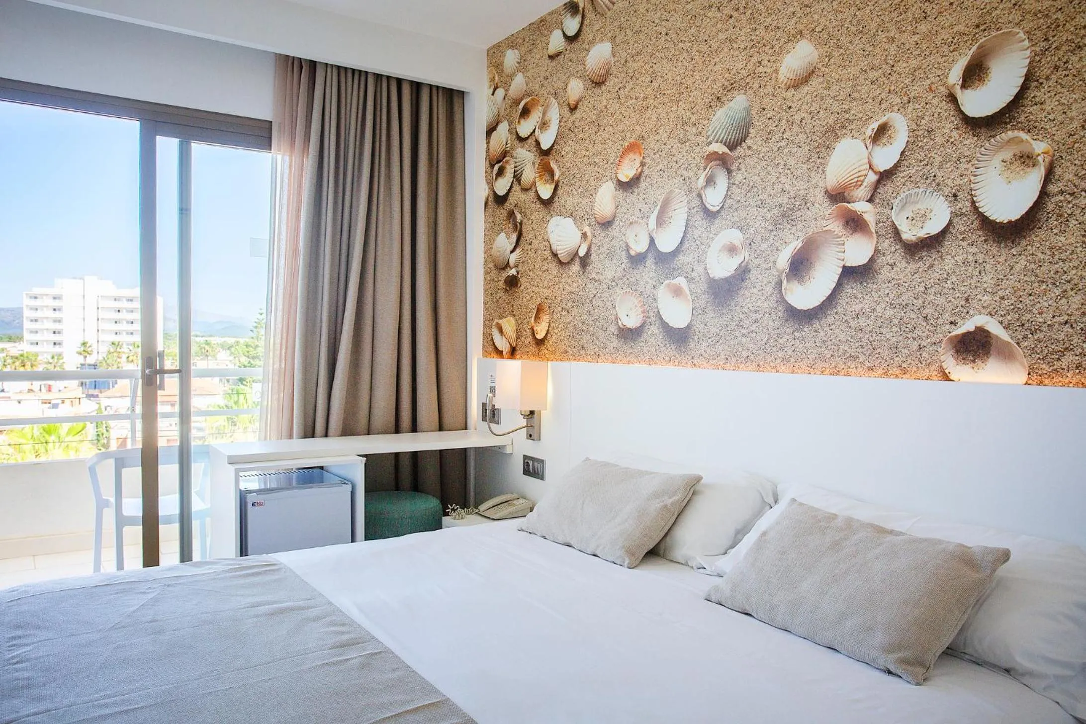 Bedroom, Bed in BQ Can Picafort Hotel