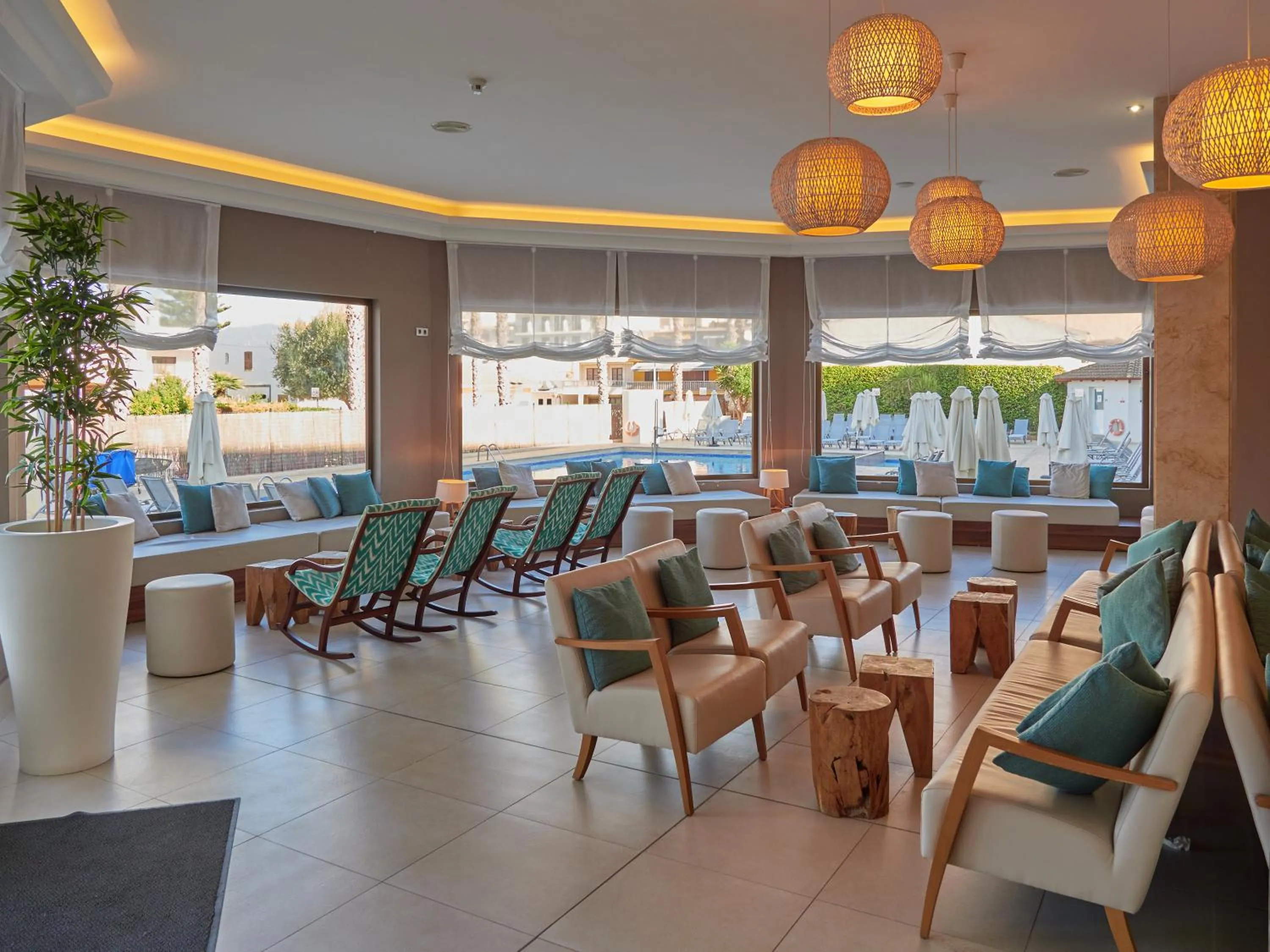 Living room in BQ Can Picafort Hotel