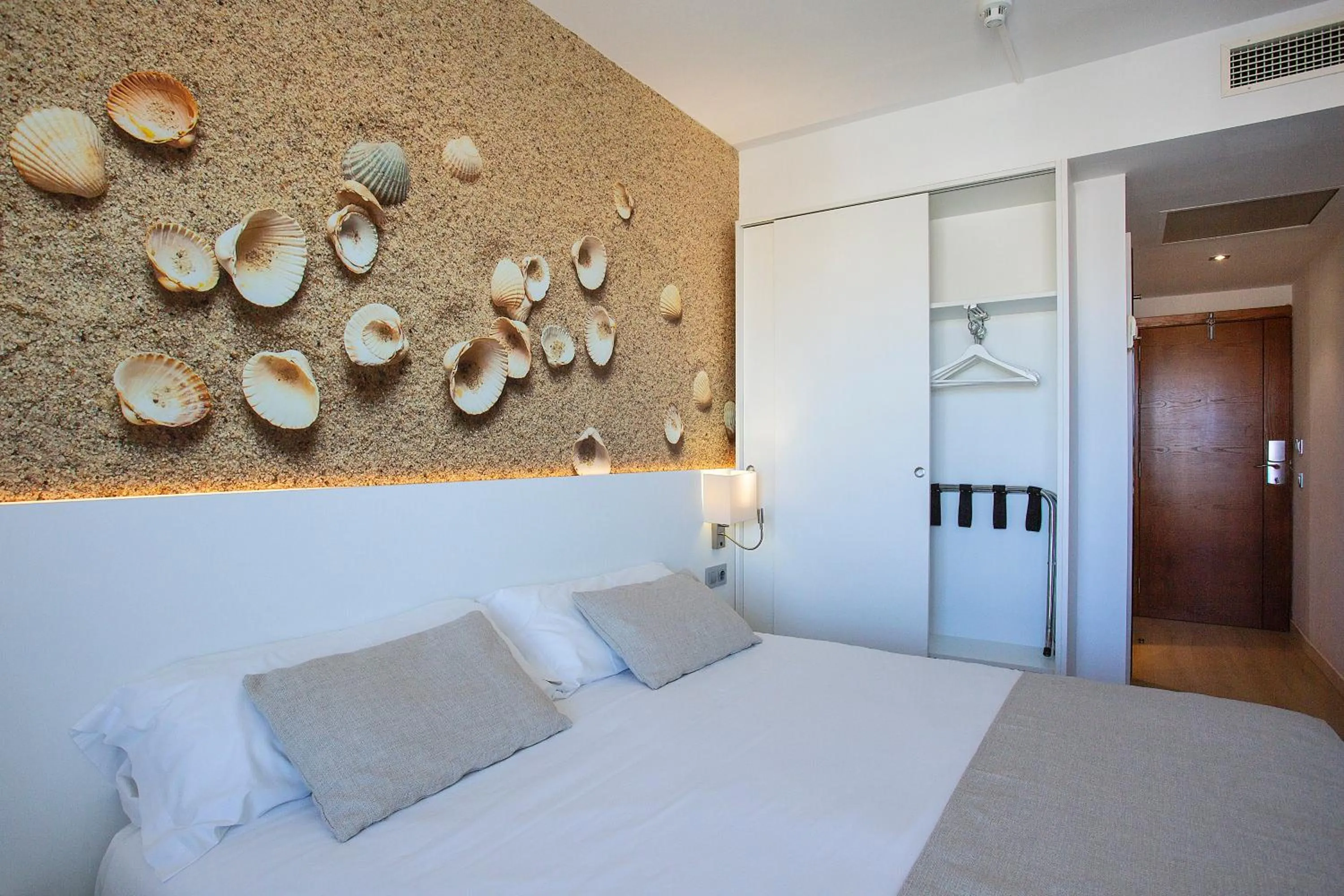 Bedroom, Bed in BQ Can Picafort Hotel