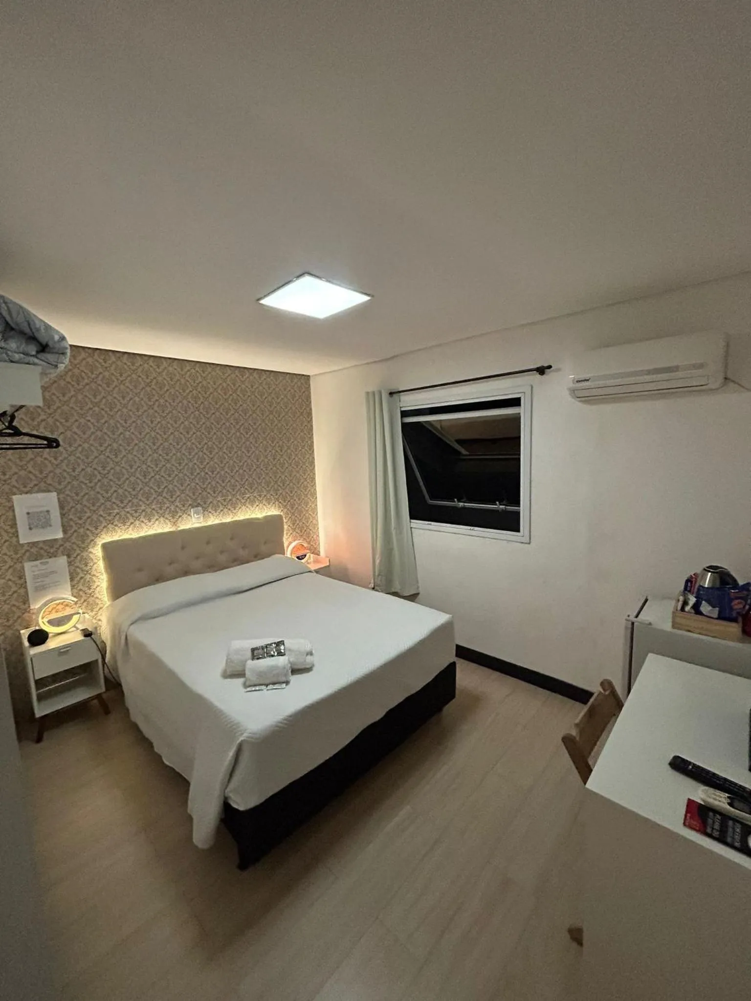 TV and multimedia, Bed in 55 Smart Hotel