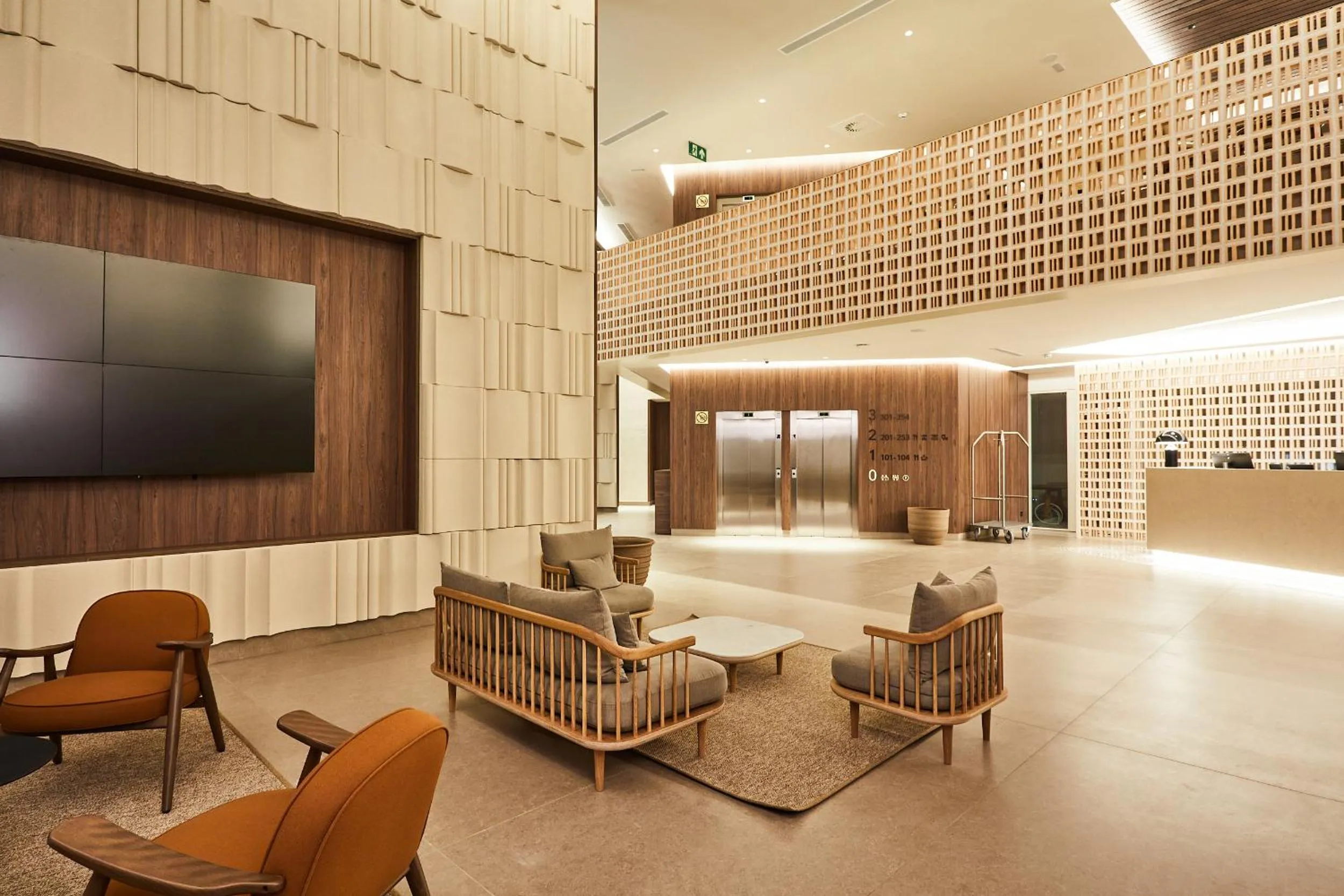 Lobby or reception in Silken Platja d'Aro