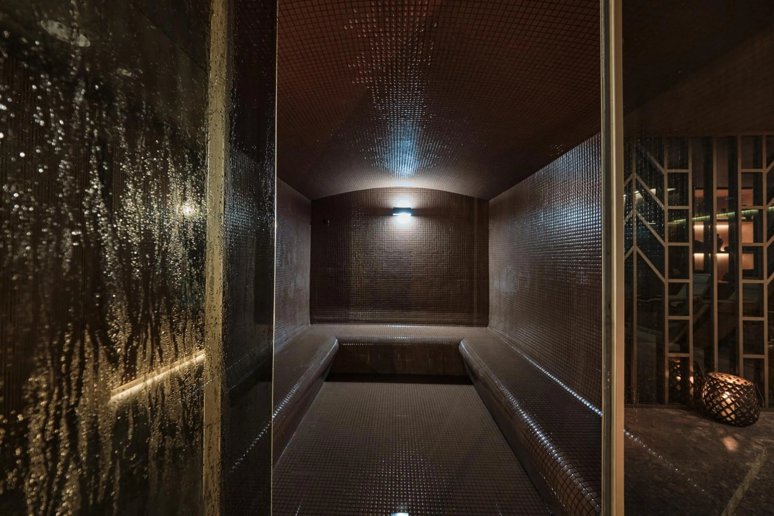 Hot Spring Bath in GA Palace Hotel & Spa, a XIXth-Century Villa