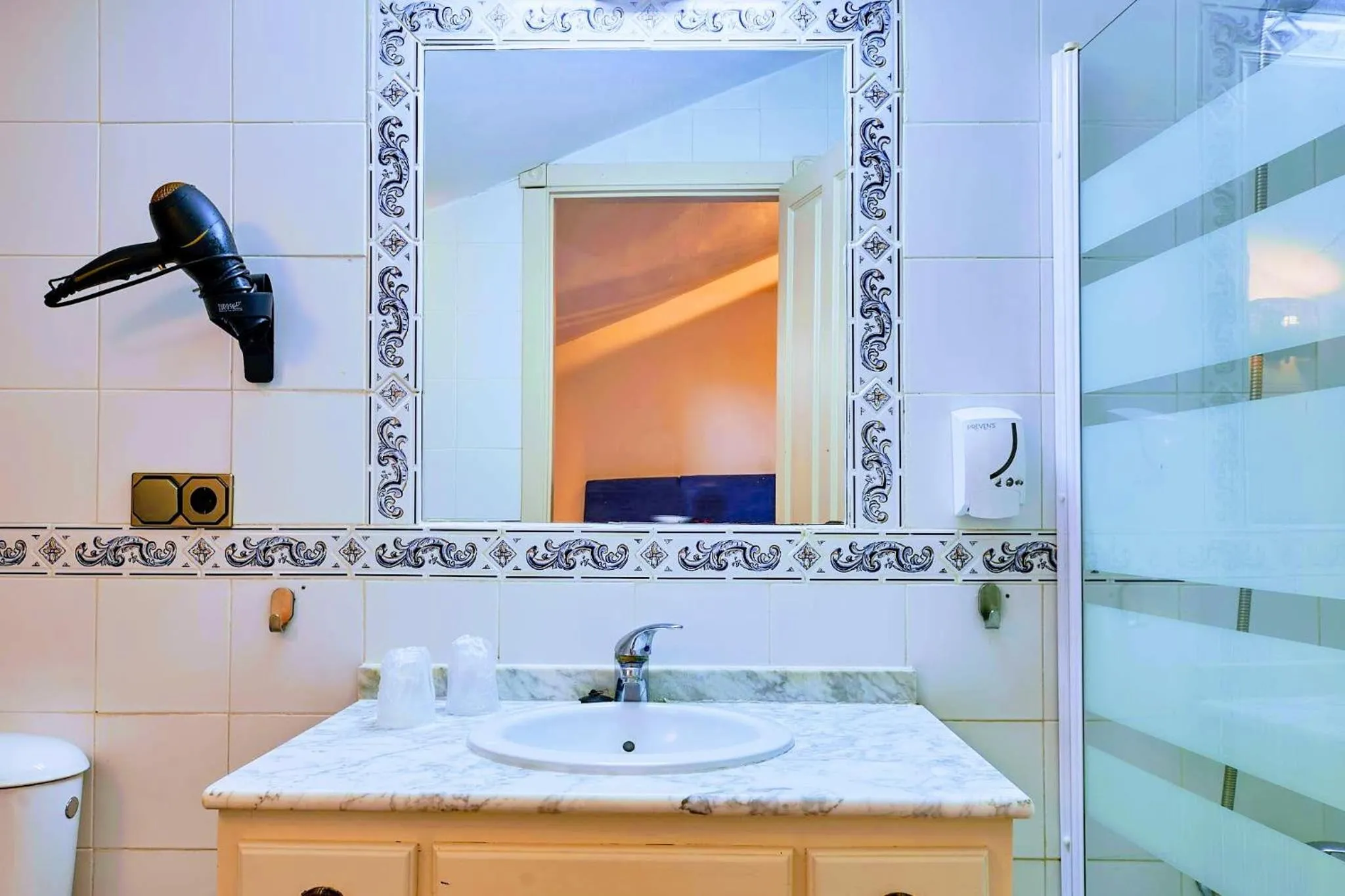 Bathroom in Hotel Ronda Valley