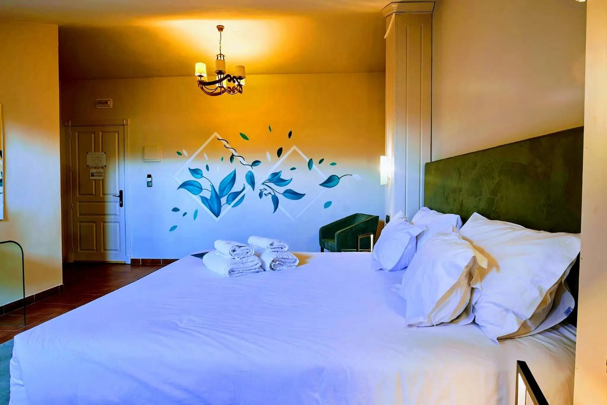 Bed in Hotel Ronda Valley