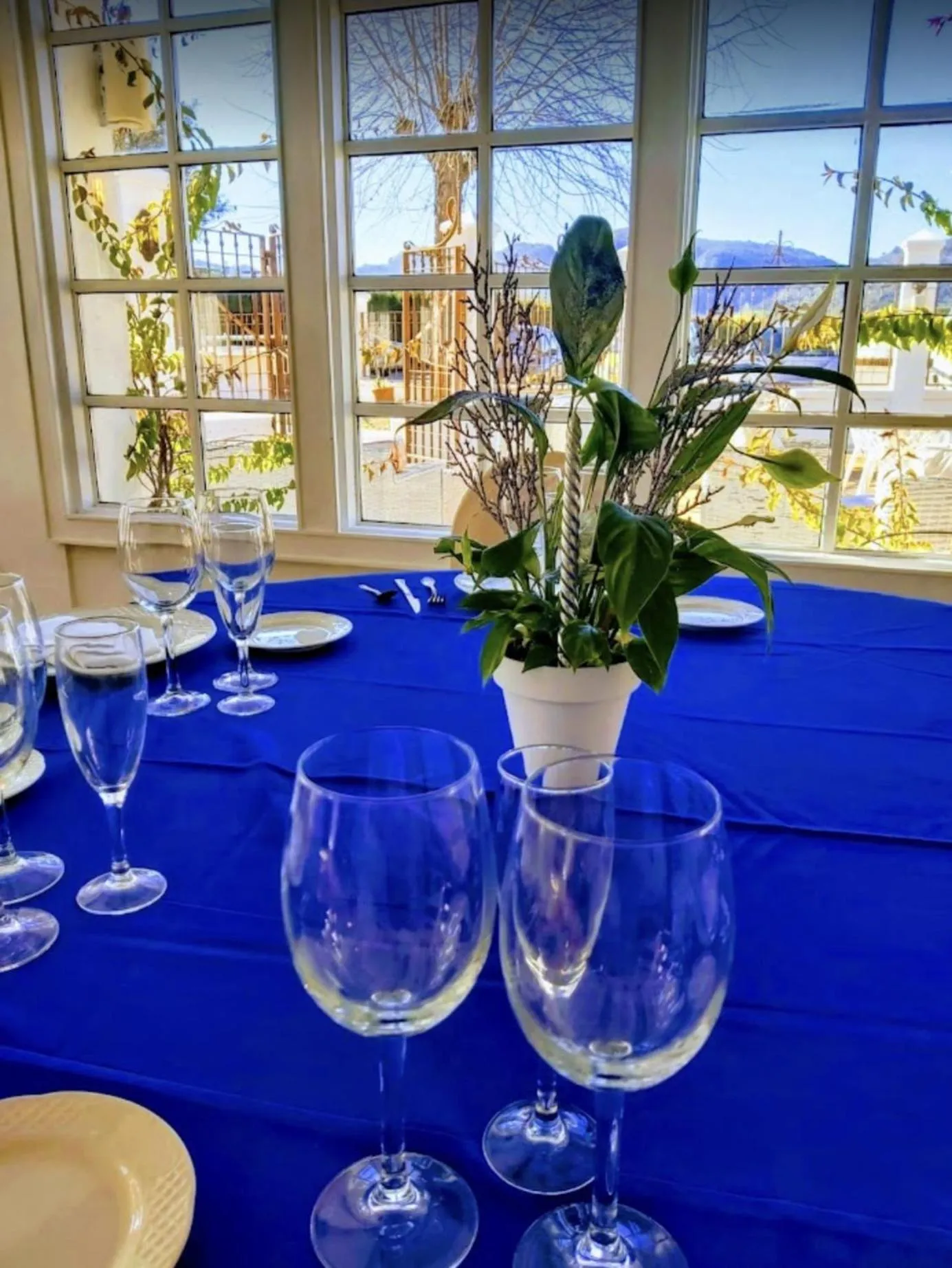 Restaurant/places to eat in Hotel Ronda Valley