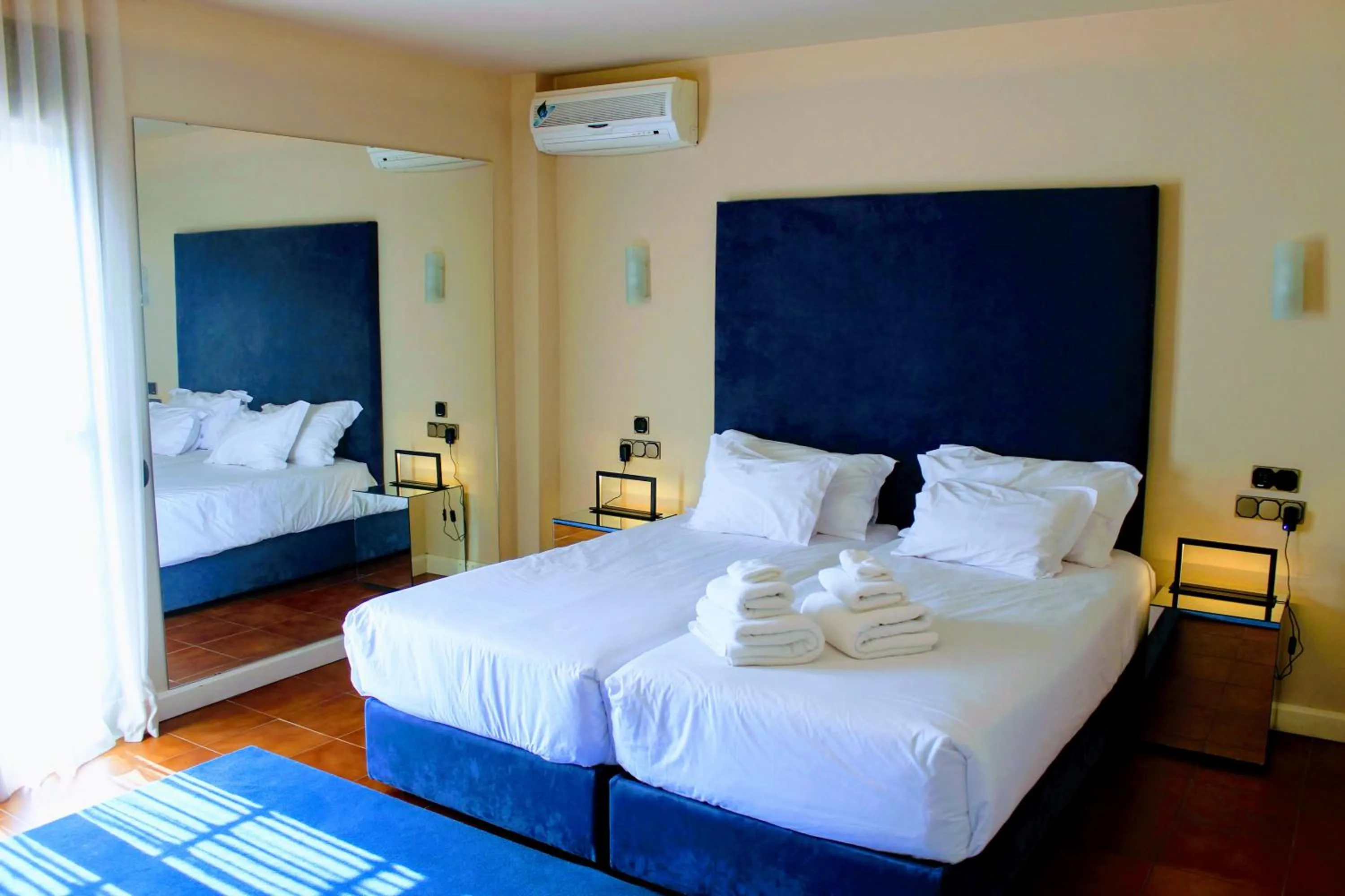 Bed in Hotel Ronda Valley