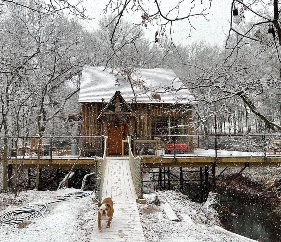 Hobbit Treehouse with waterfall on the Brazos River! 350 acres! Tubing! Petting zoo!