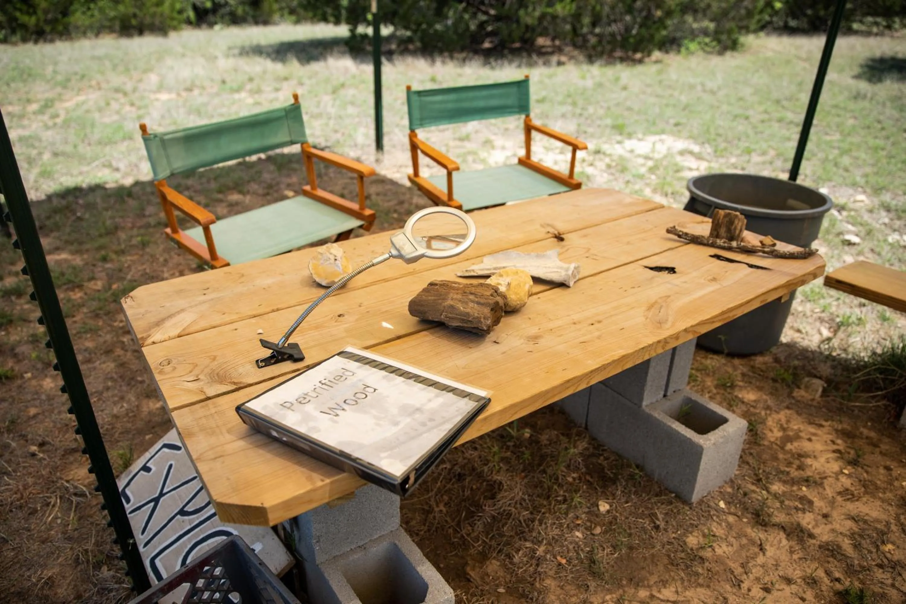 Hobbit Treehouse with waterfall on the Brazos River! 350 acres! Tubing! Petting zoo!