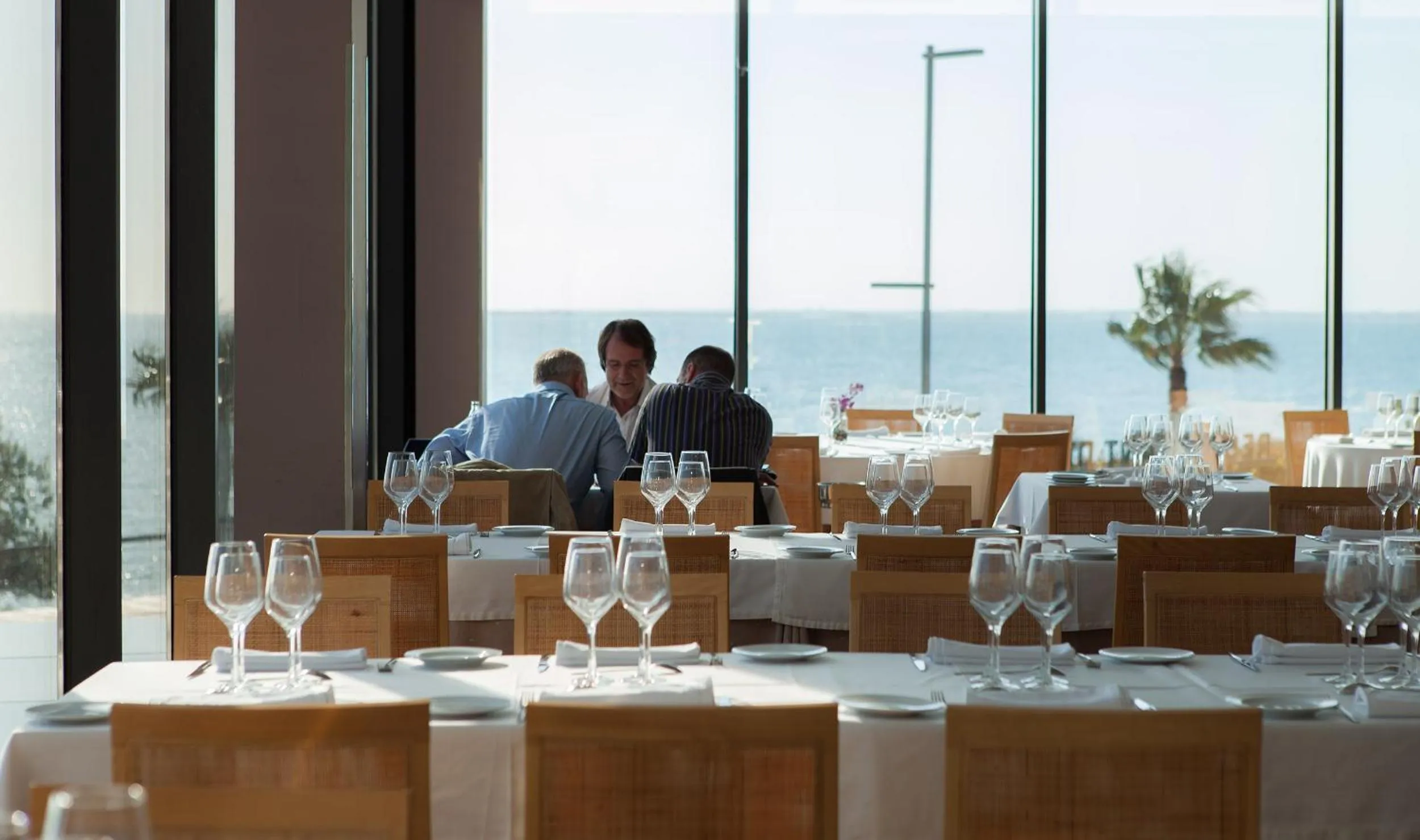 Restaurant/places to eat in Hotel Flamingo