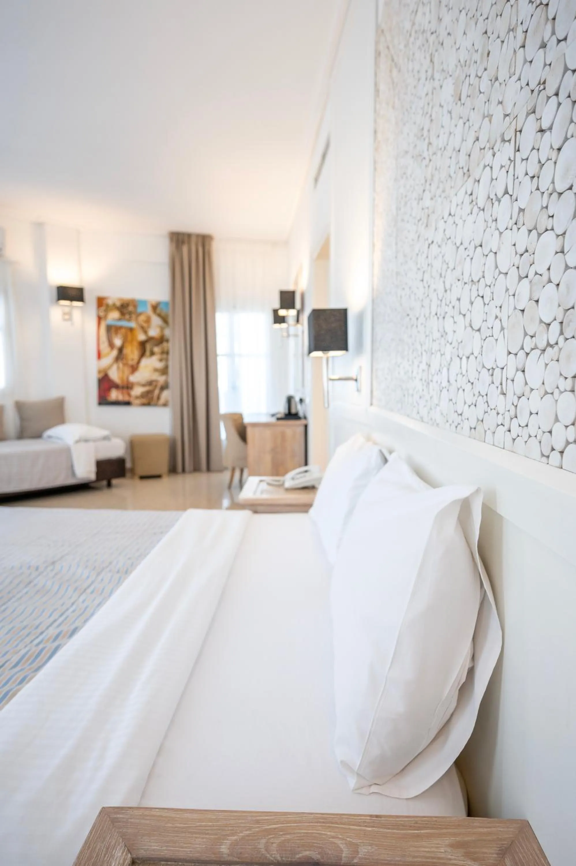 Bedroom, Bed in Orizontes Hotel Santorini