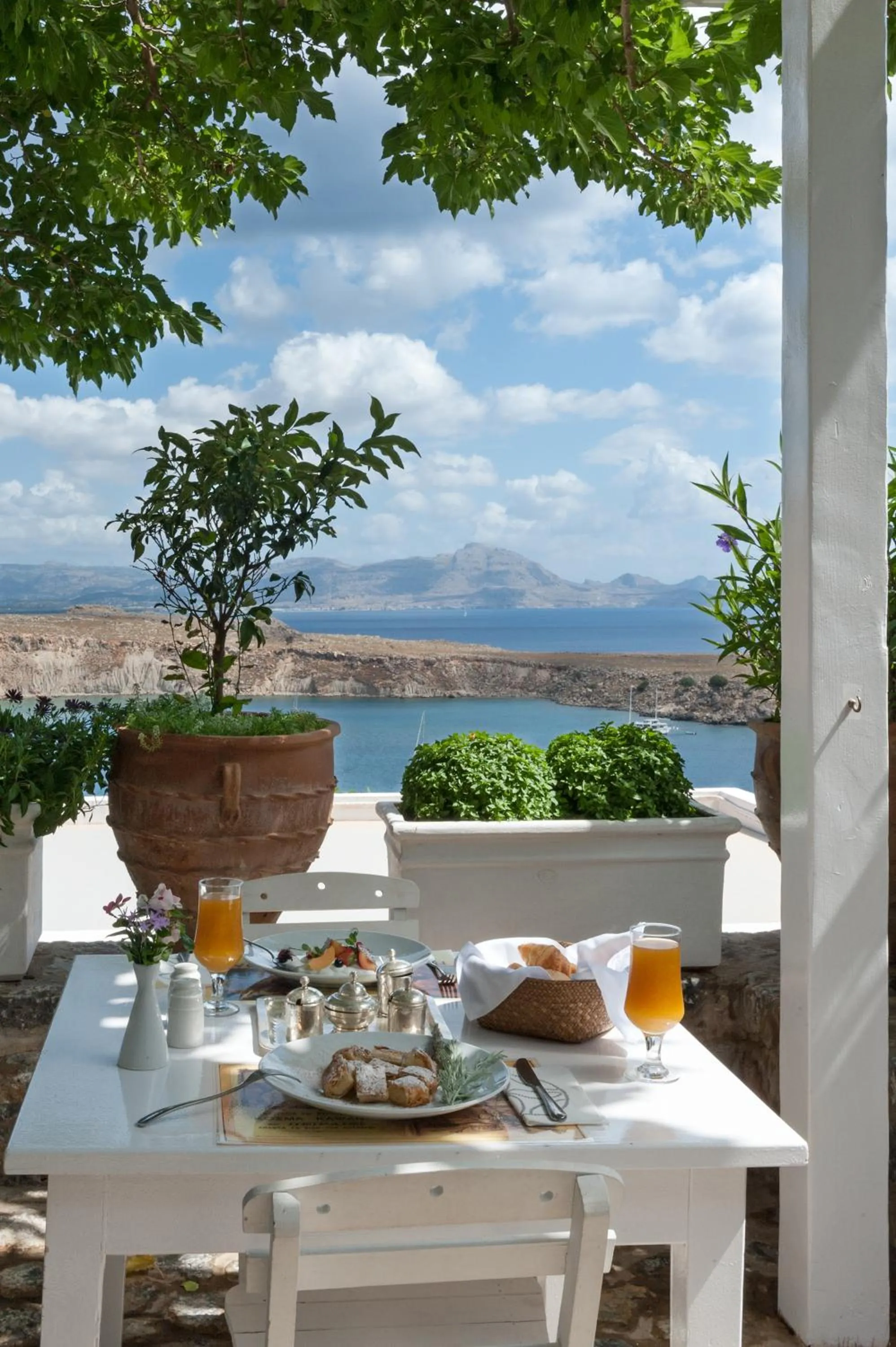 Breakfast in Melenos Art Boutique Hotel