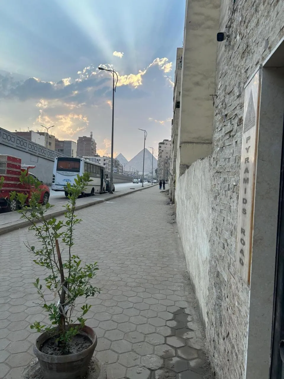 Pyramids Road Guest House