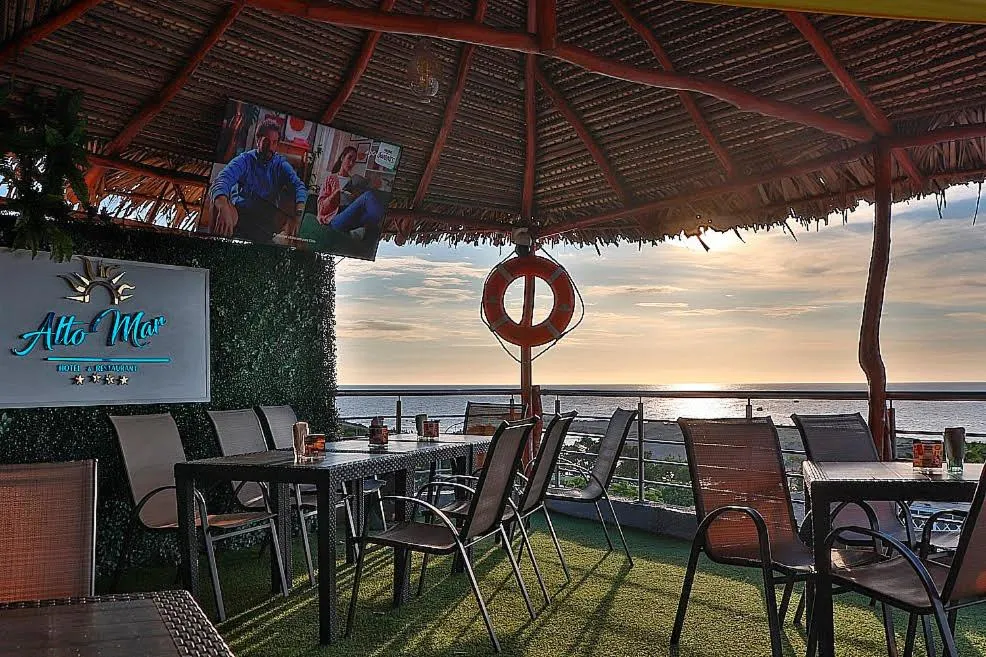 Hotel Alto Mar