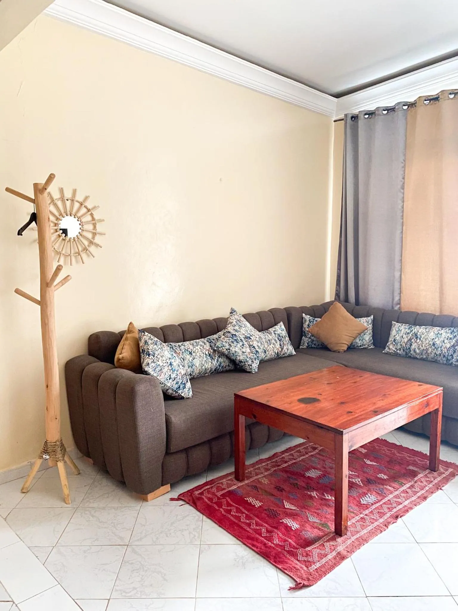 Living room in Locals Taghazout surfcamp