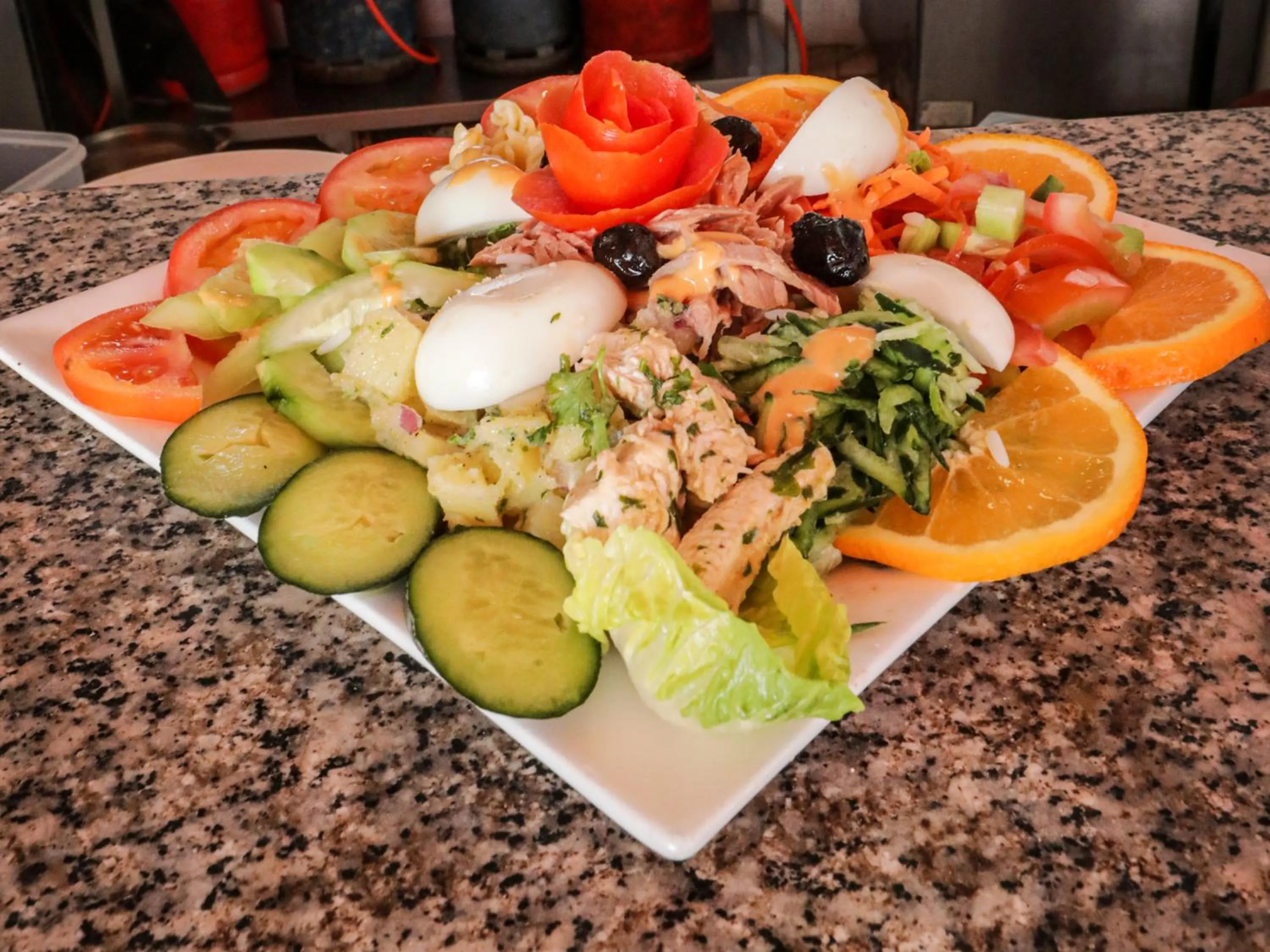 Food and drinks in Locals Taghazout surfcamp