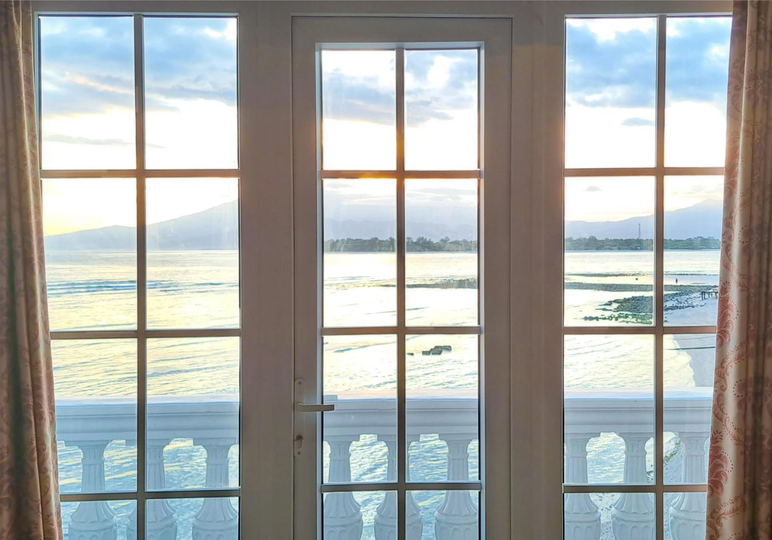 View (from property/room) in Gili Beachfront Suites