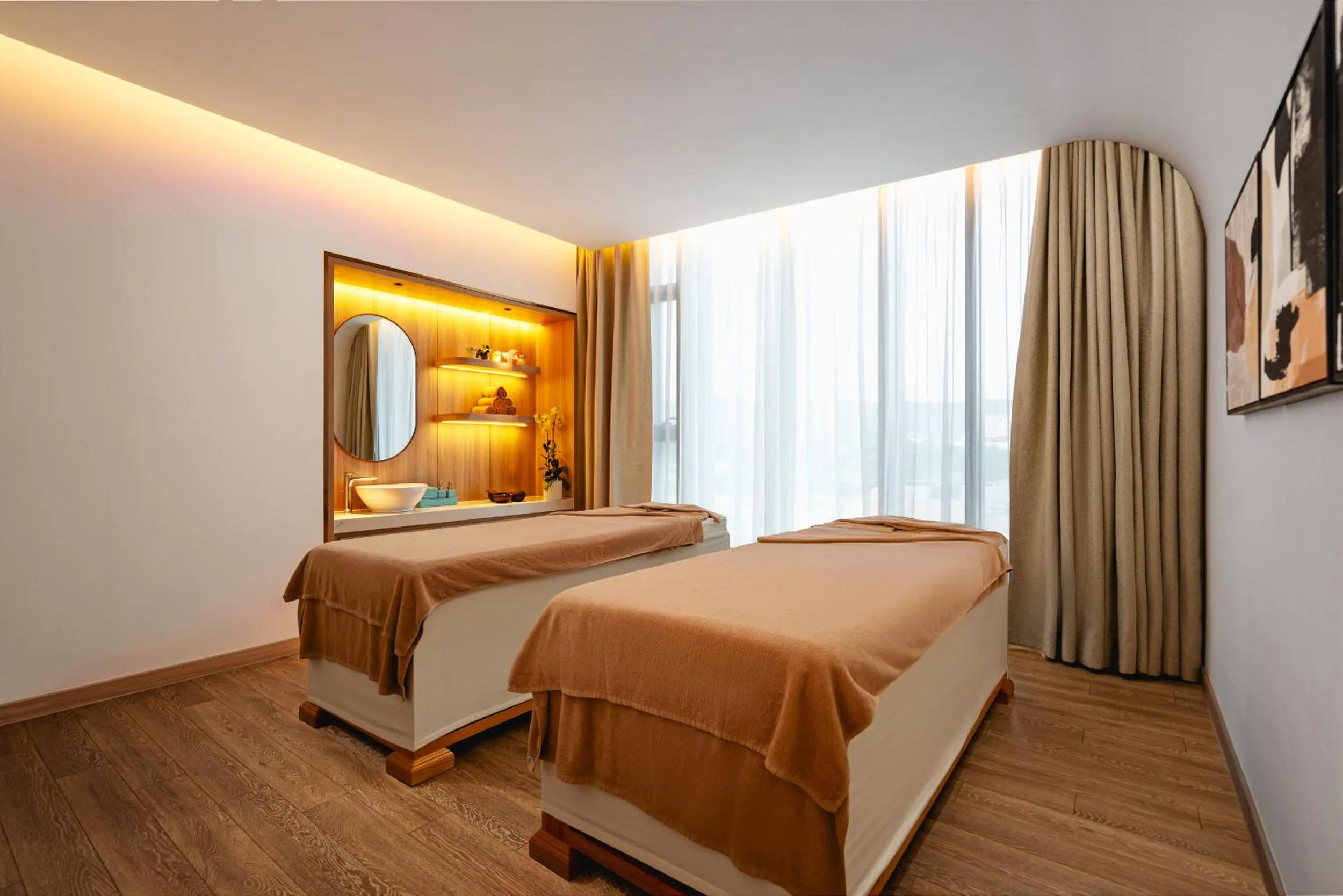 Massage, Bed in A La Carte Ha Long Bay Residence