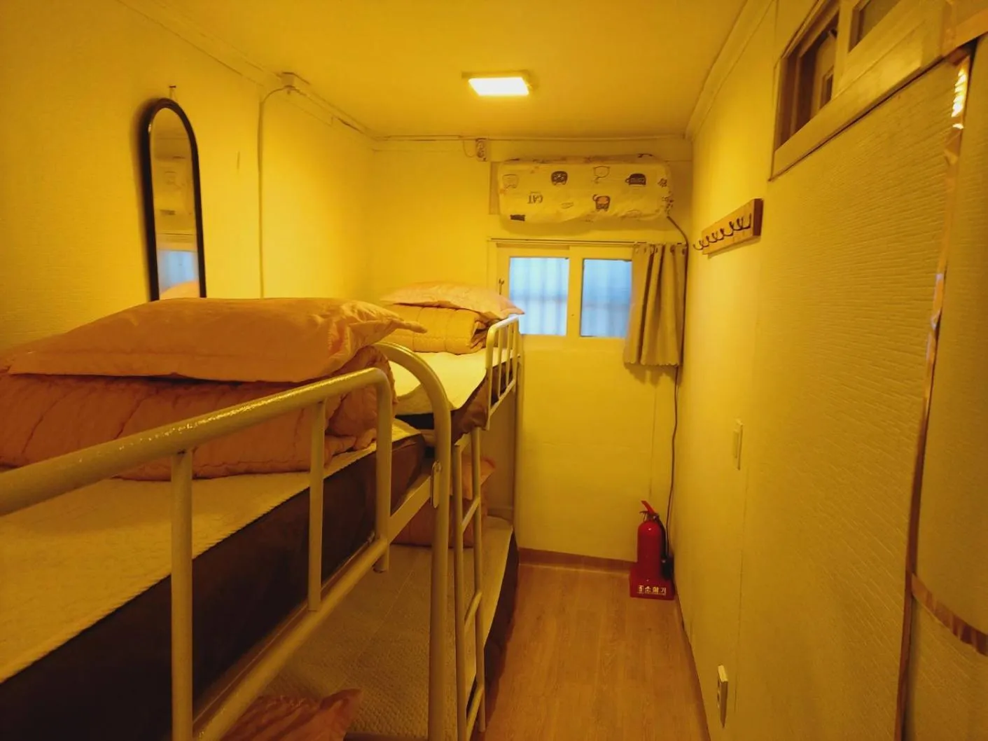 Bed in Seoul Guesthouse Foreigners Only