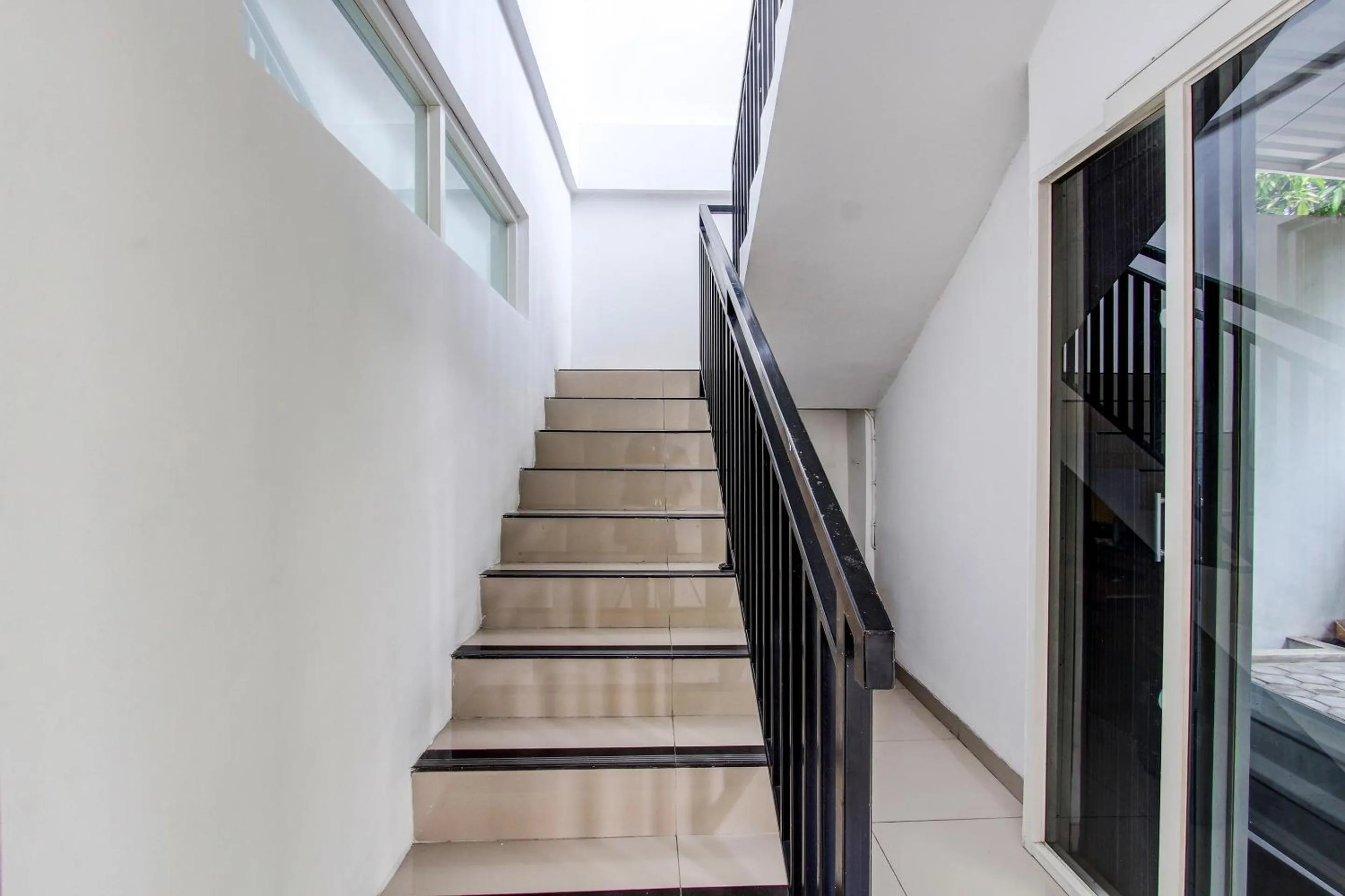 Lobby or reception in OYO 92479 Pasadena House