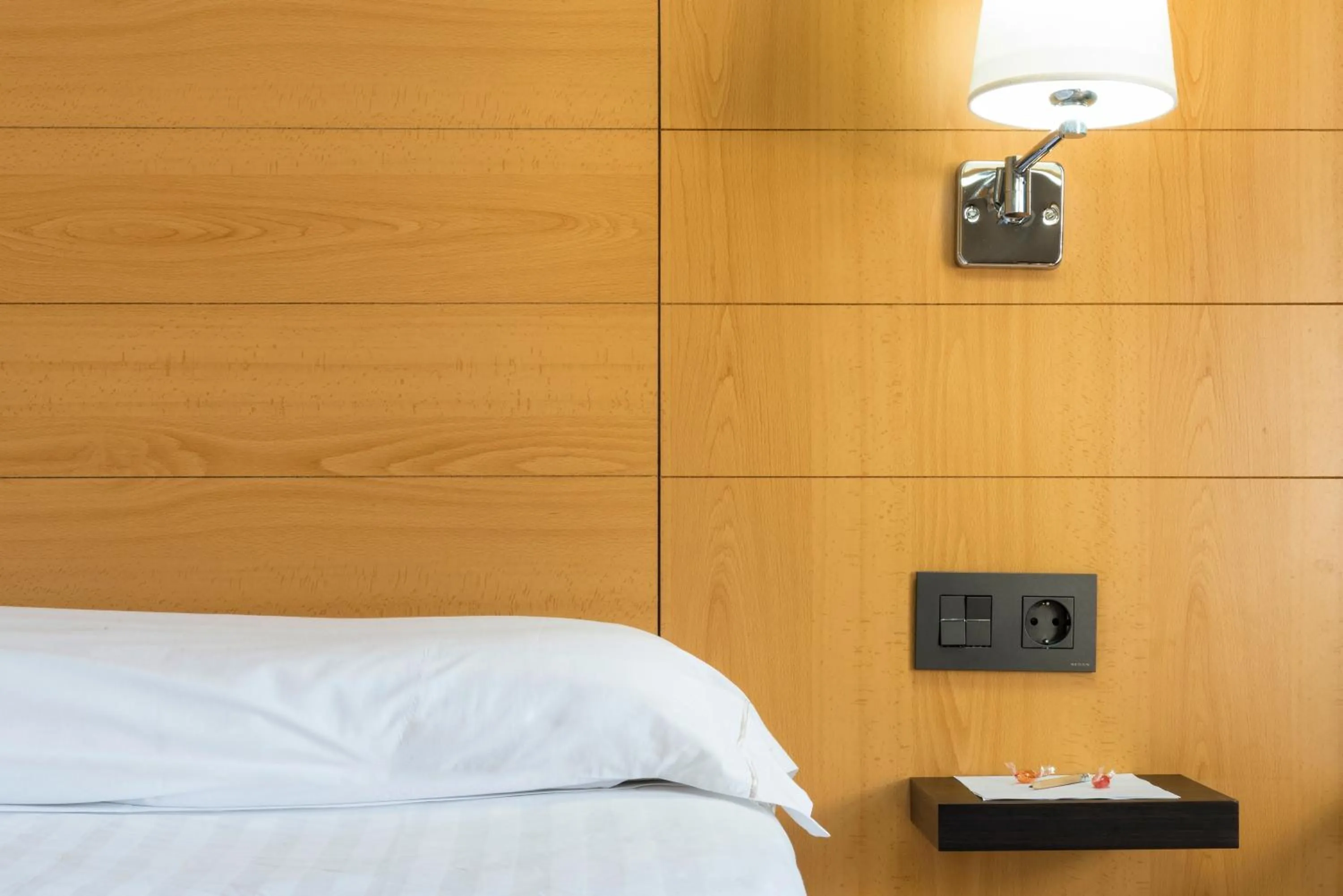 Decorative detail, Bed in Infanta Mercedes