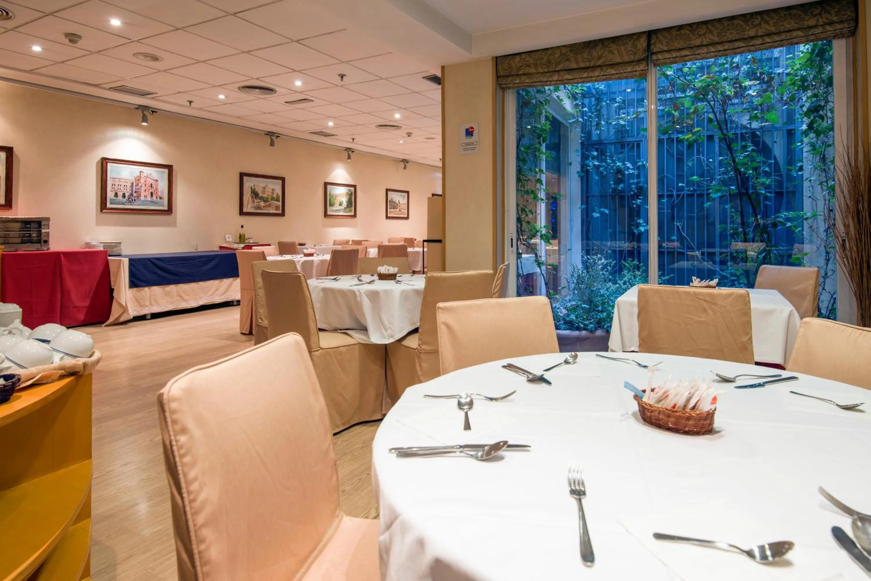 Lounge or bar in Infanta Mercedes