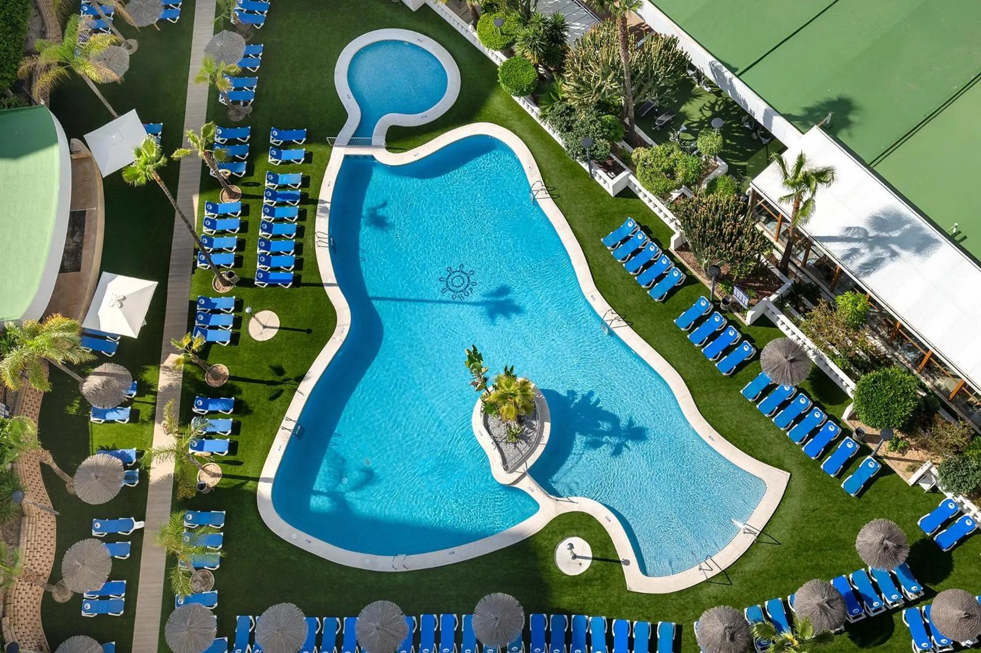 Area and facilities in Poseidon Resort