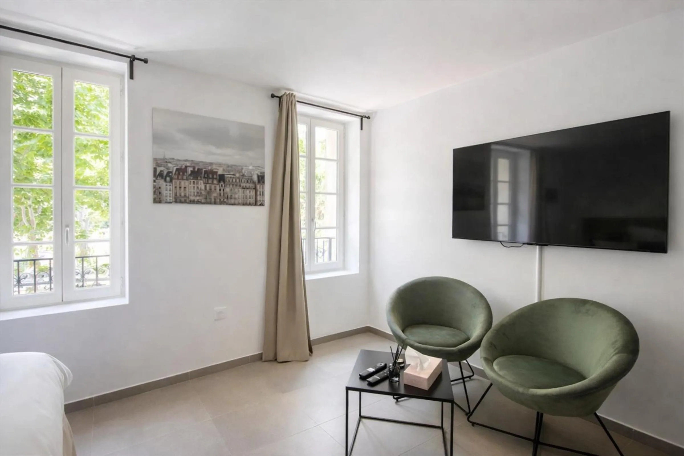 Bedroom in SOUS LES PLATANES