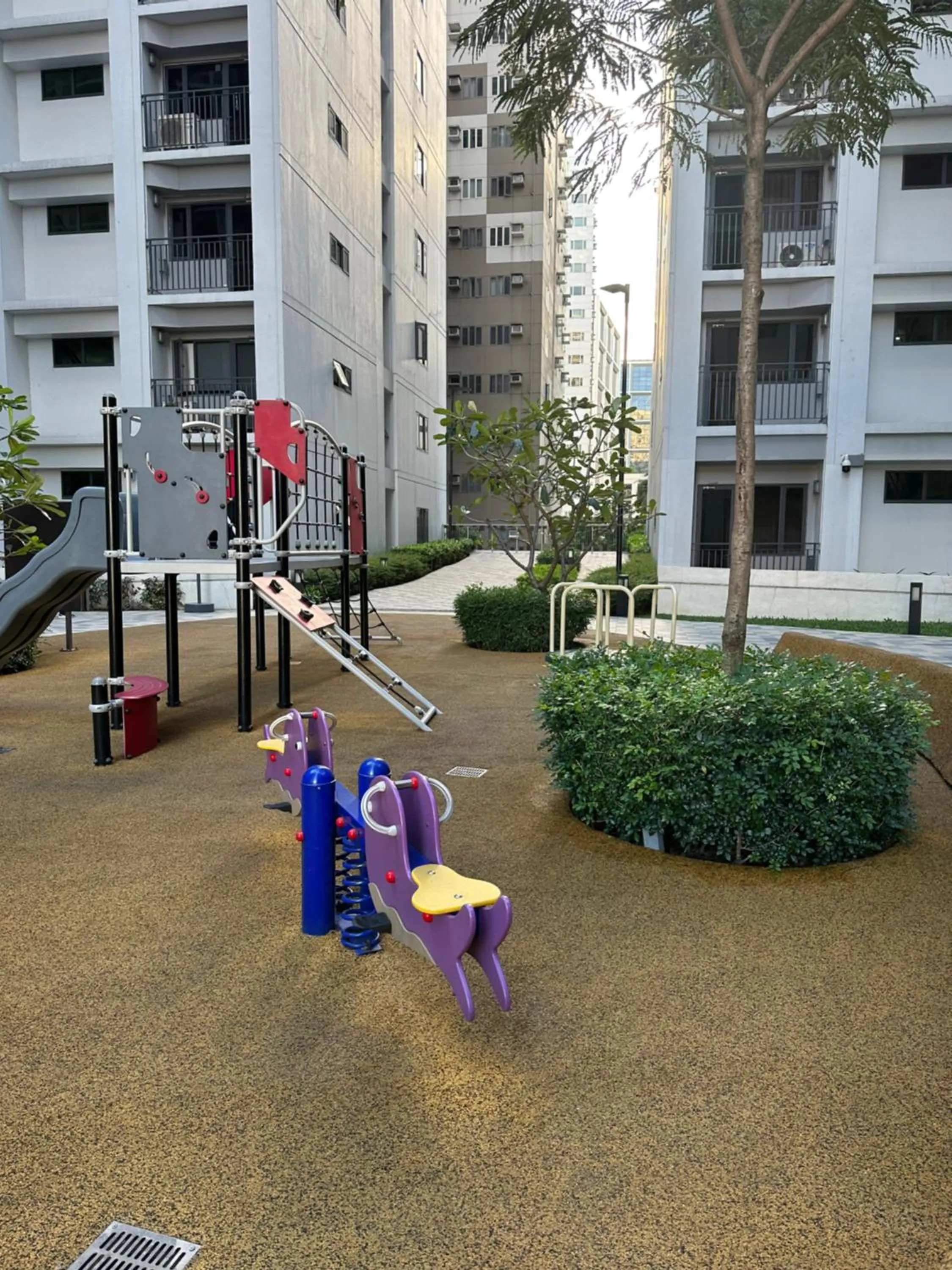 Homey Condo by the Bay