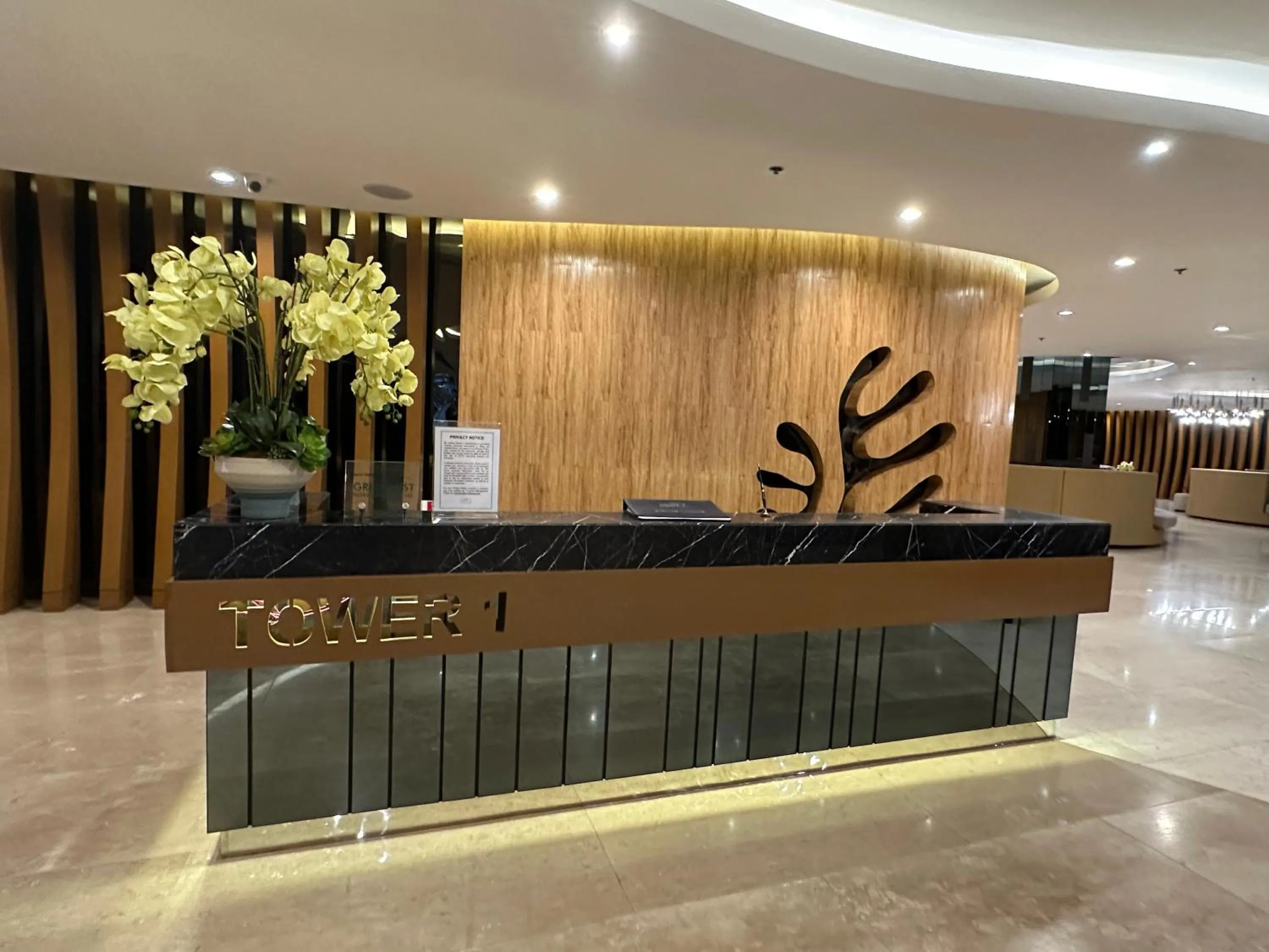 Homey Condo by the Bay