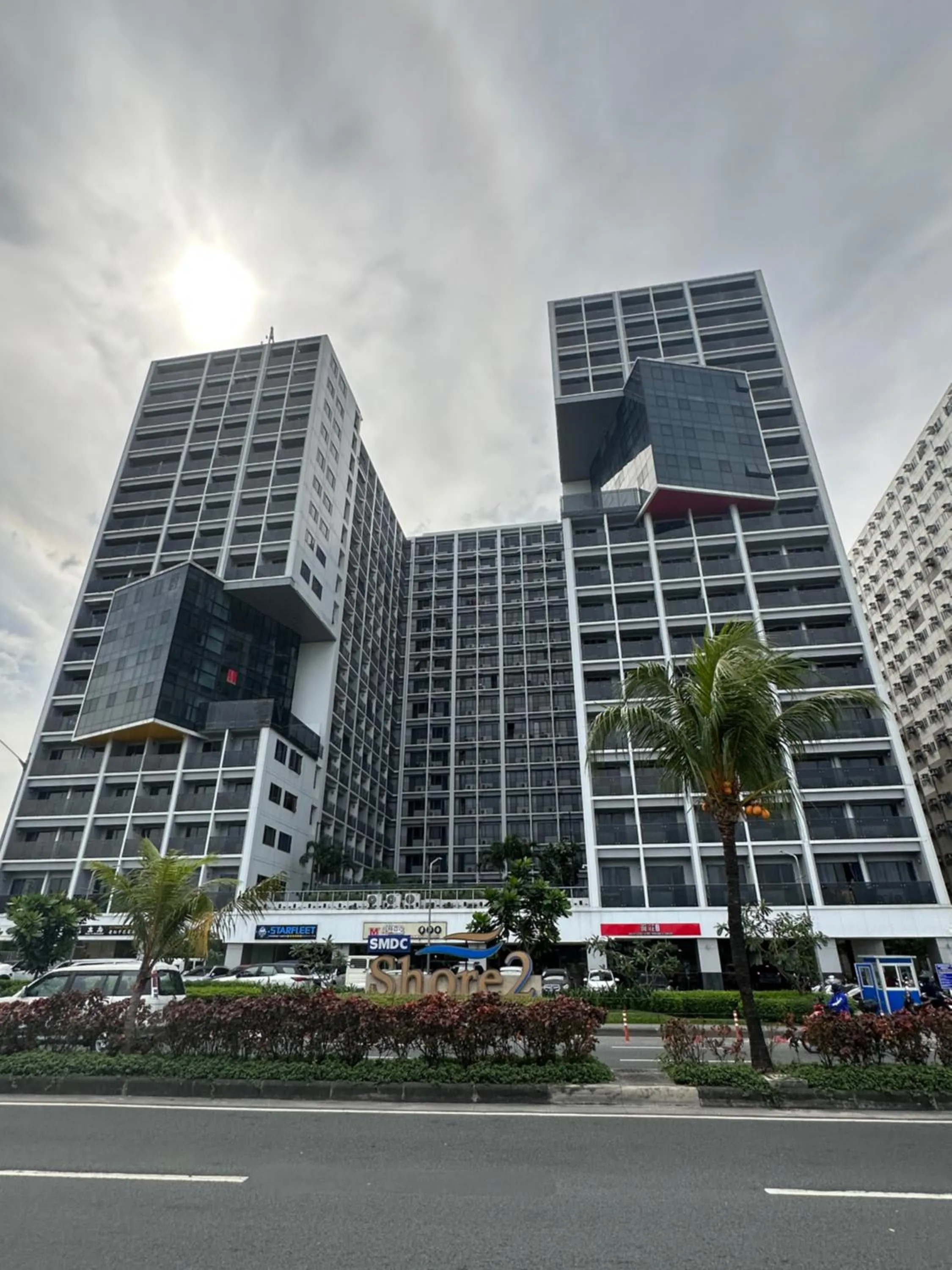 Homey Condo by the Bay