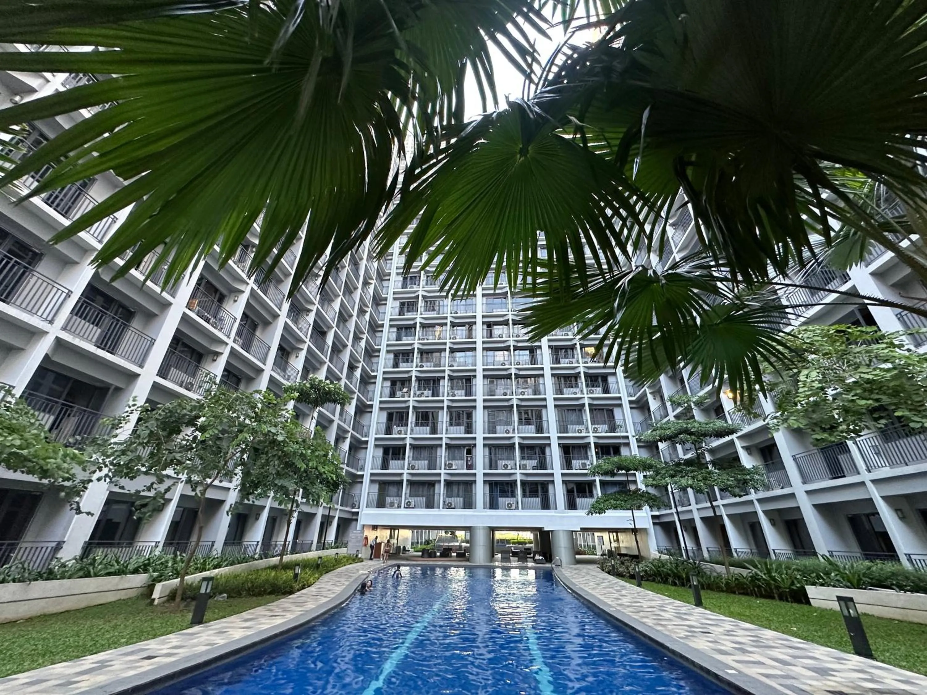 Homey Condo by the Bay