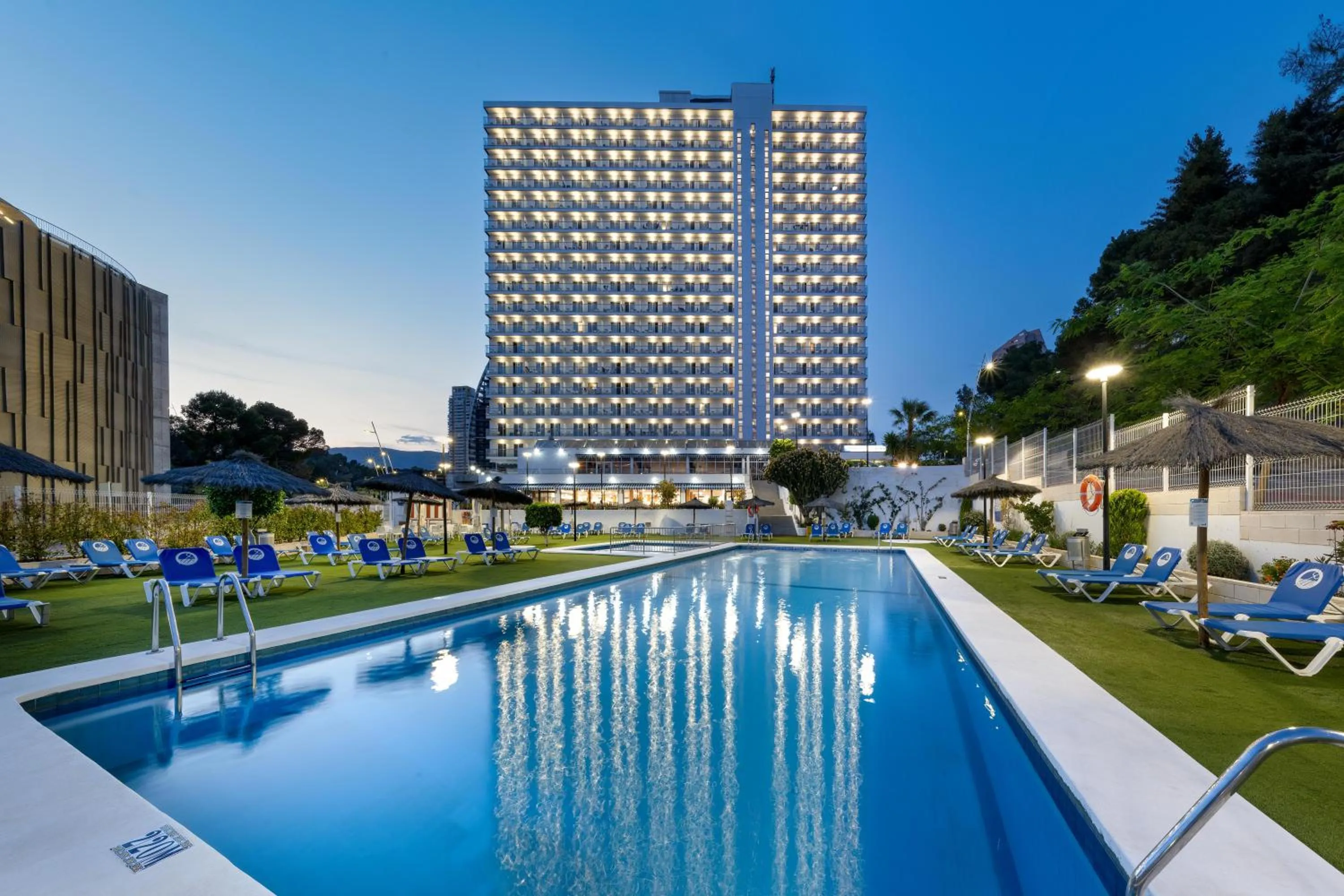 Swimming pool in Hotel Poseidon Playa