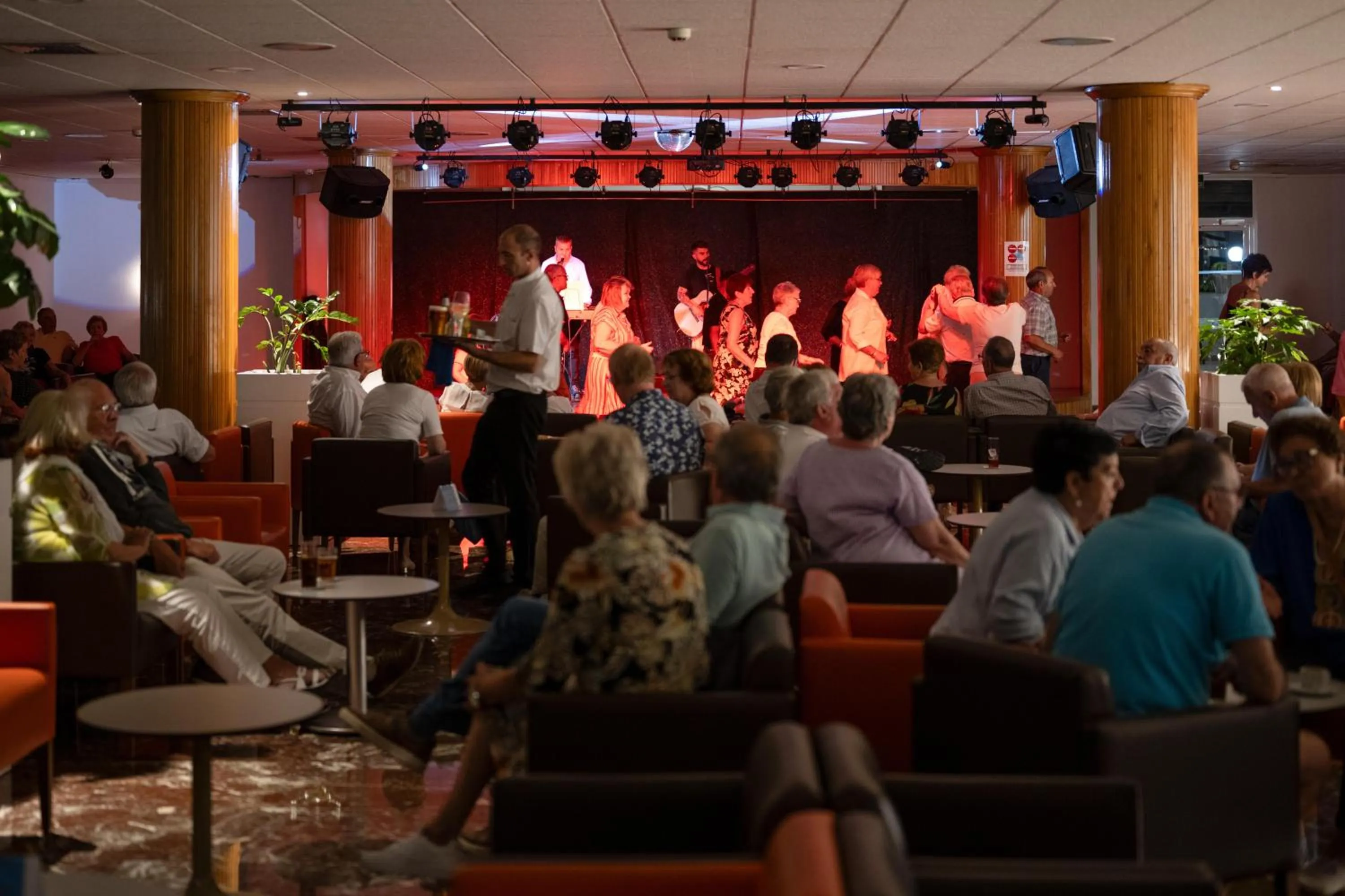 Lounge or bar in Hotel Poseidon Playa