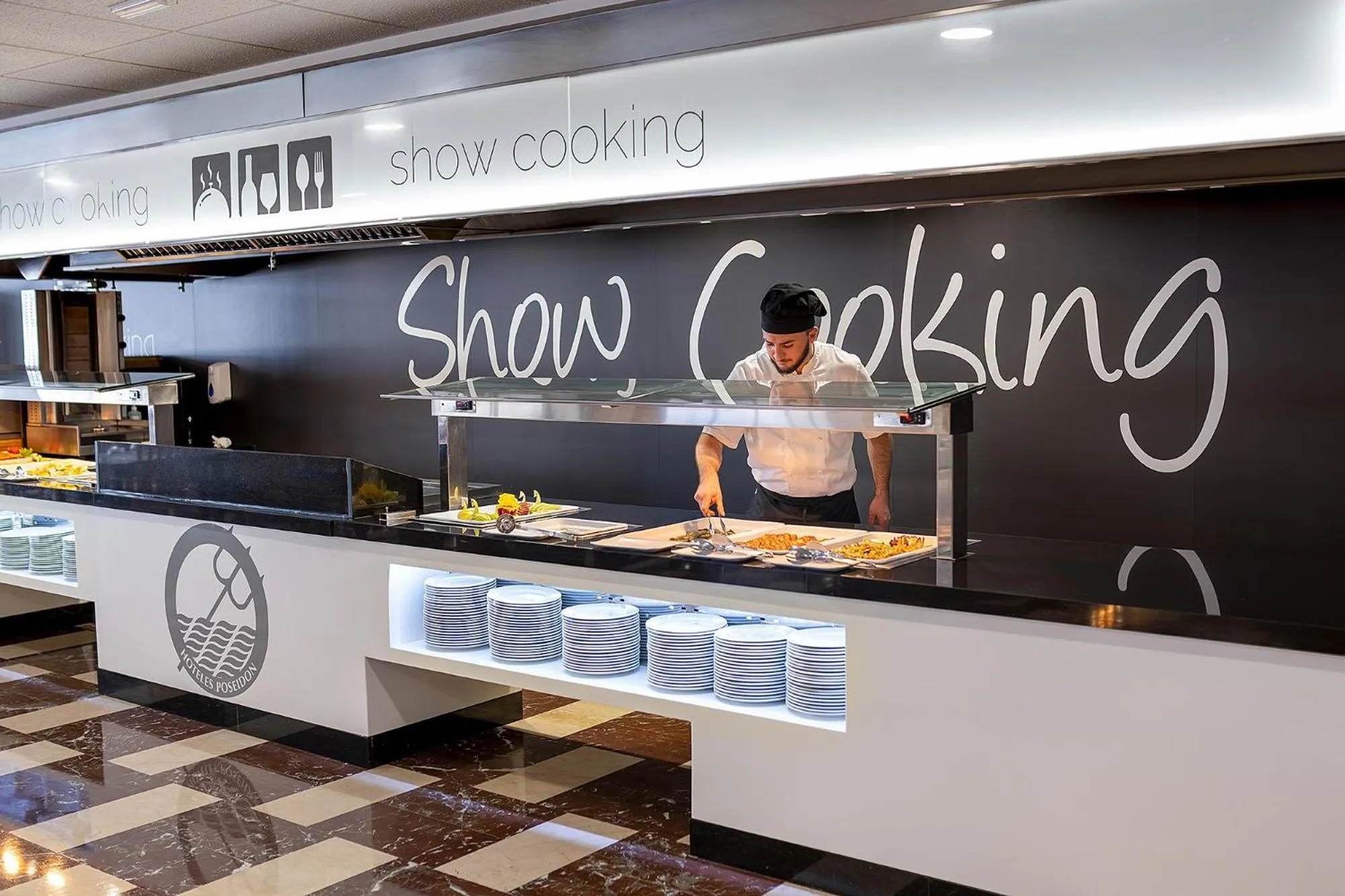 Lounge or bar in Hotel Poseidon Playa