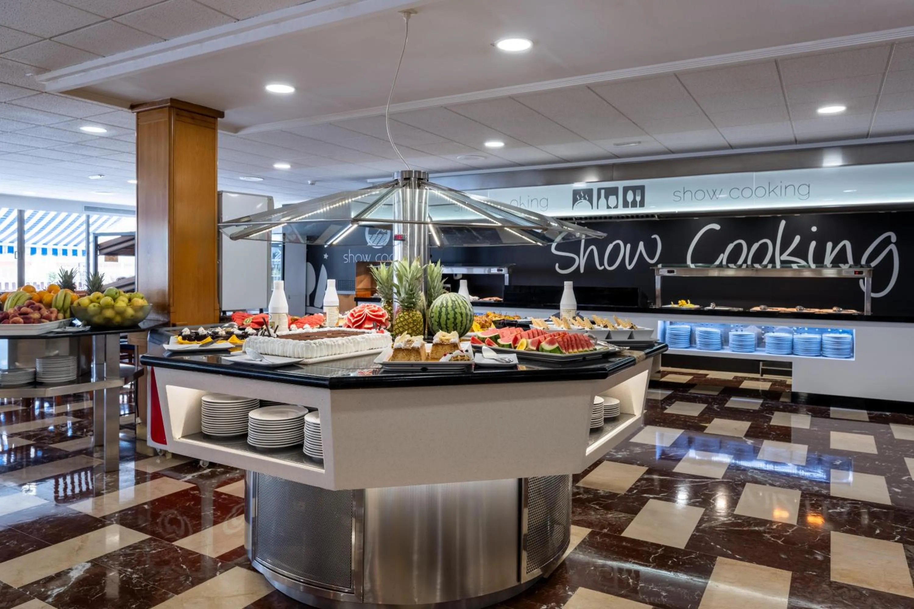 Restaurant/places to eat in Hotel Poseidon Playa