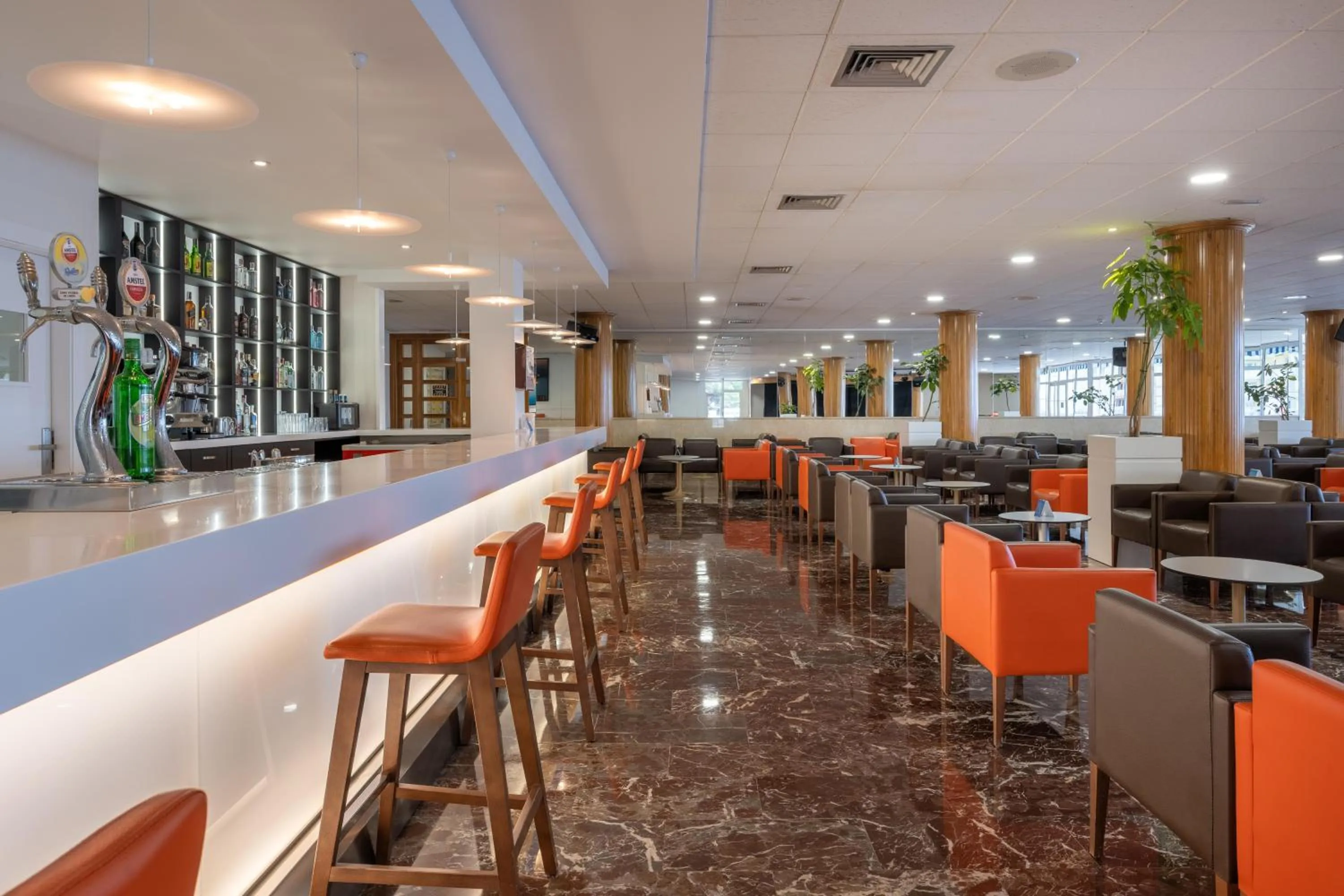 Lounge or bar in Hotel Poseidon Playa