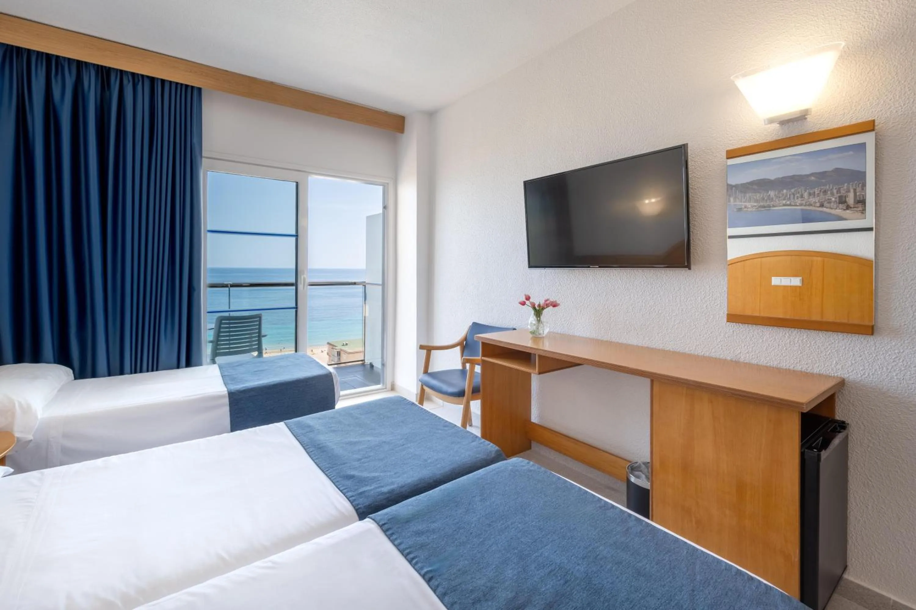 Photo of the whole room, Bed in Hotel Poseidon Playa