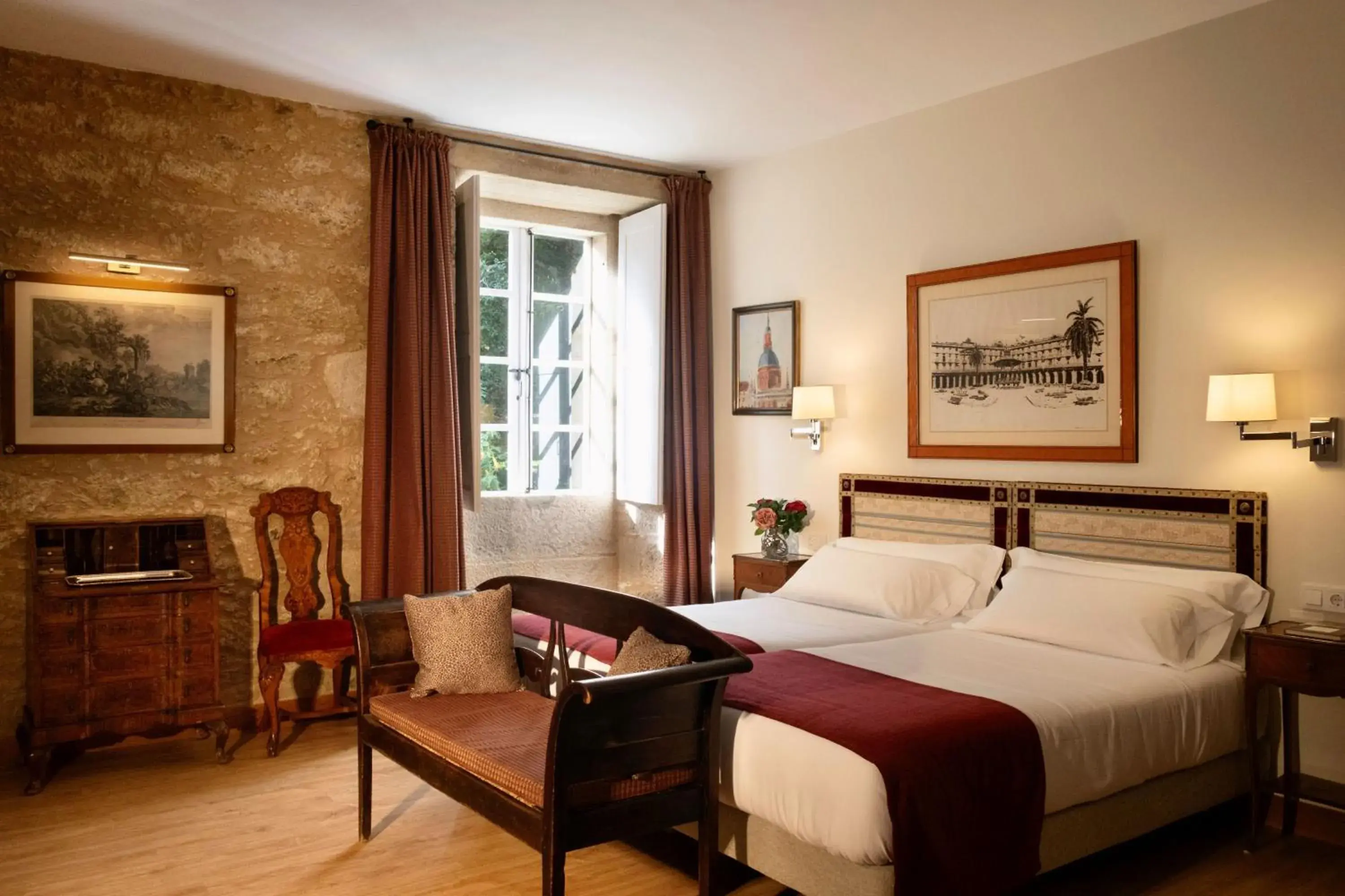 Superior Double Room - single occupancy in Hotel Pazo de Bieite Superior Double Room - single occupancy in Hotel Pazo de Bieite