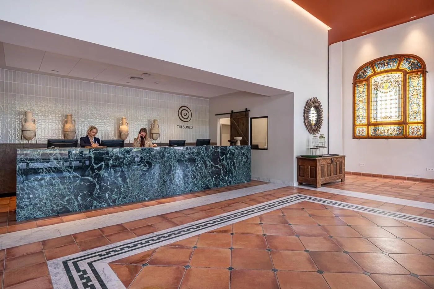 Lobby or reception in Estival Park Marena