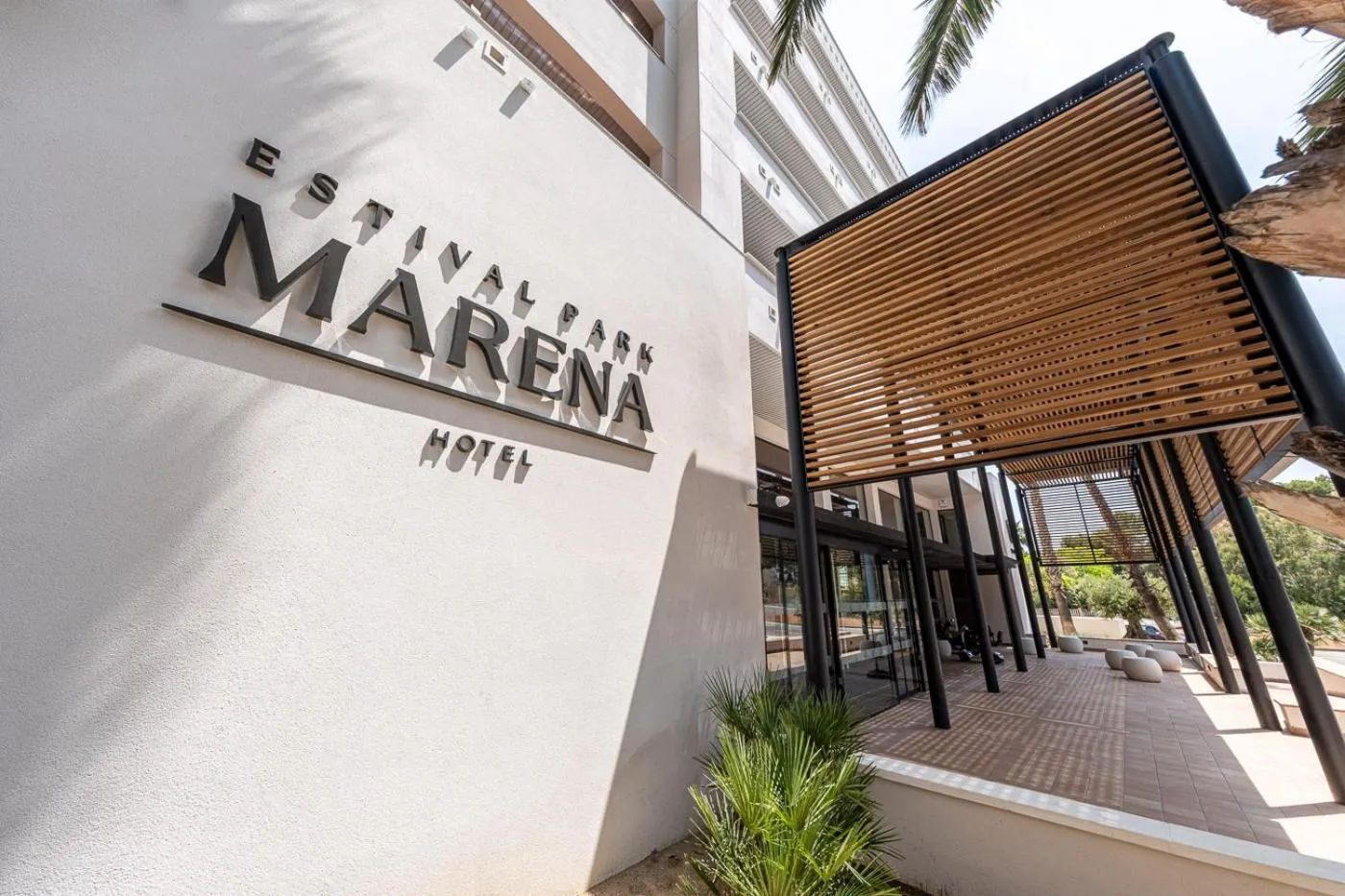 Property building in Estival Park Marena