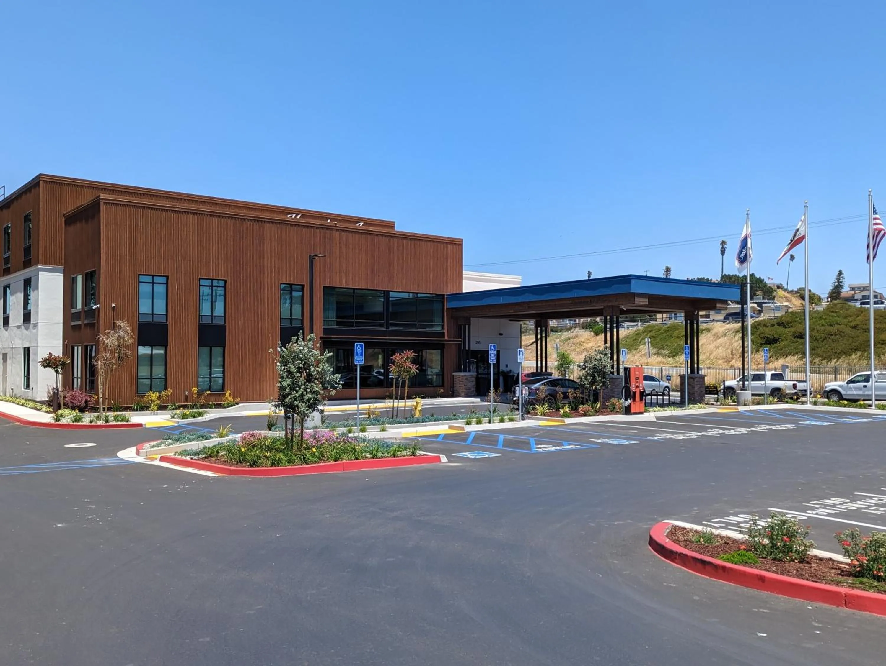 Property building in Hampton Inn Morro Bay