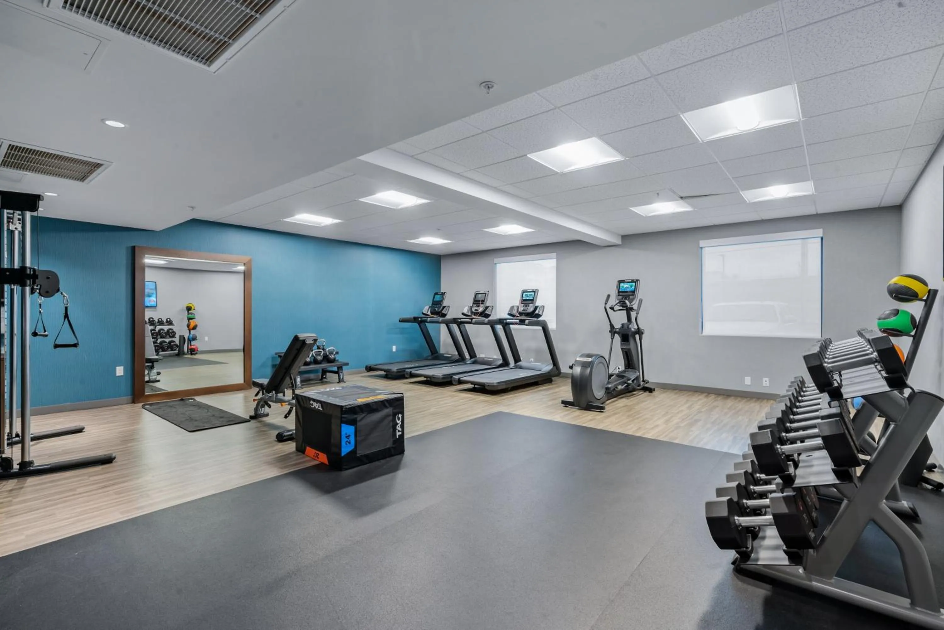 Fitness centre/facilities in Hampton Inn Morro Bay