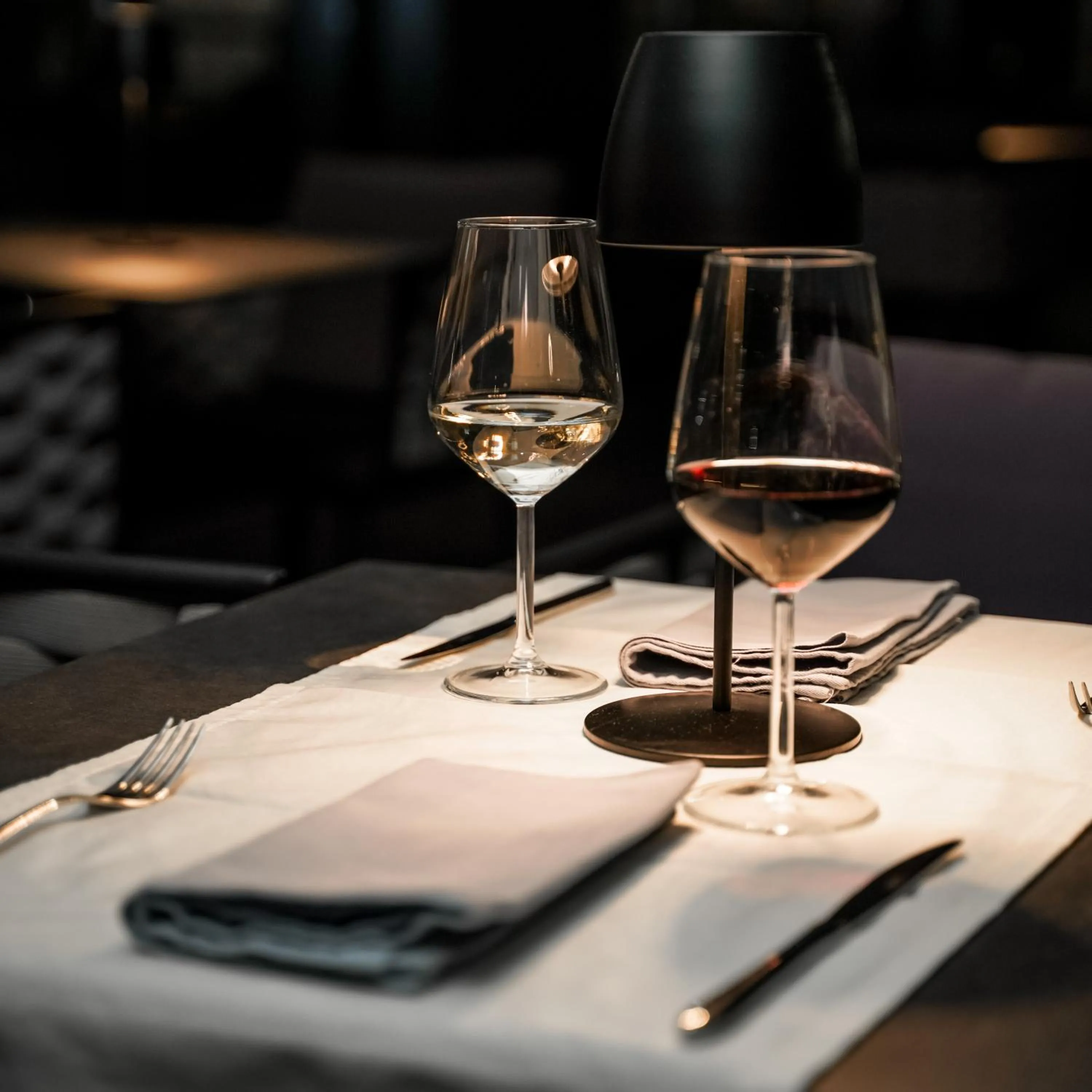 Restaurant/places to eat in StarLight Hotel