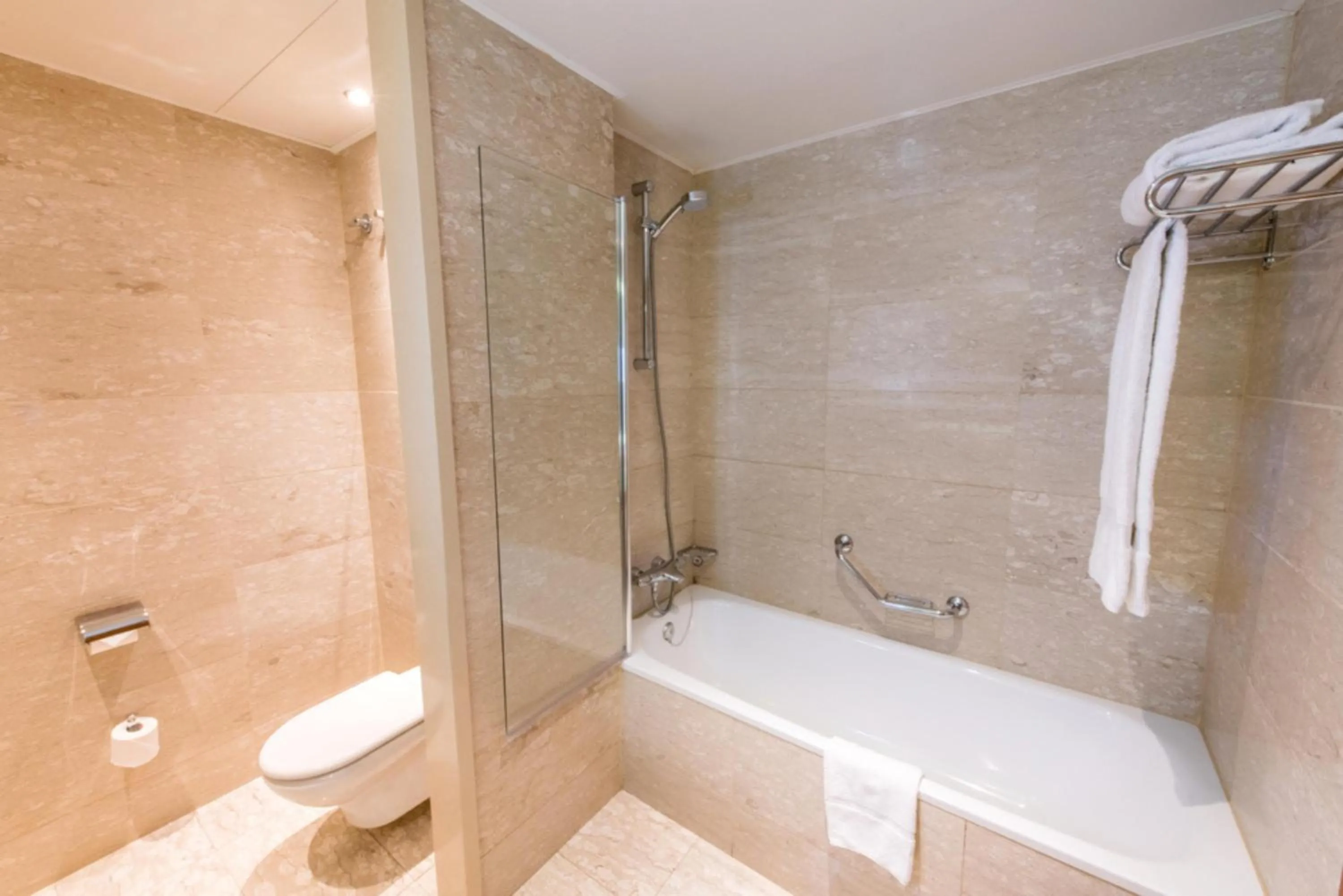 Bathroom in Hilton Diagonal Mar Barcelona