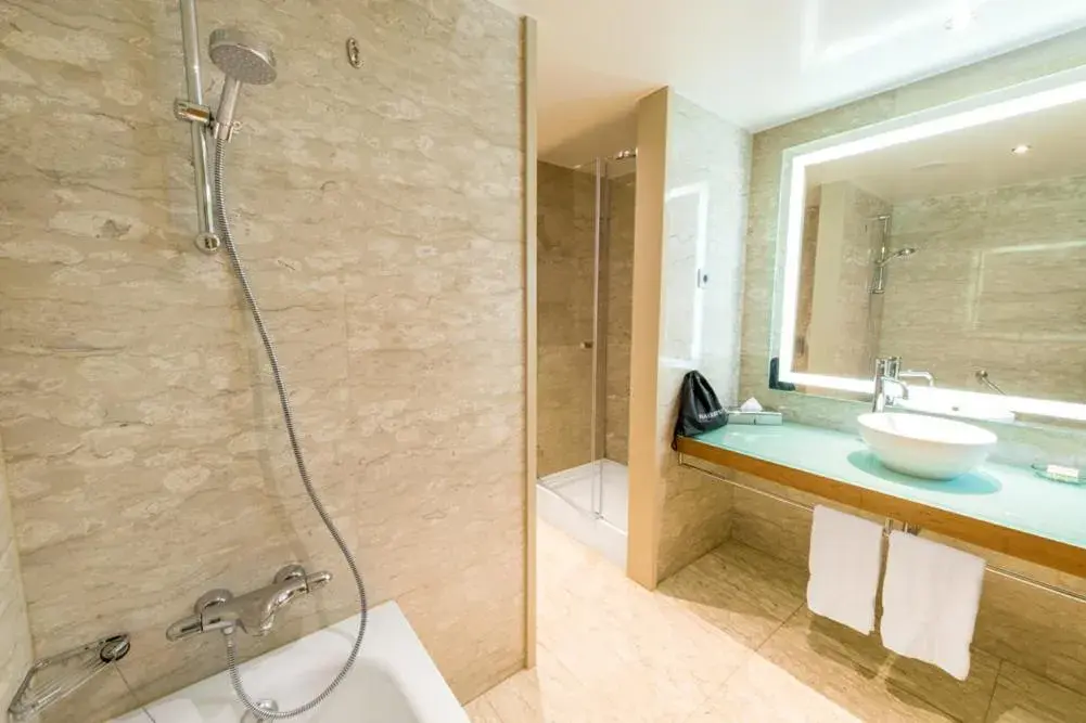 Executive Twin Room in Hilton Diagonal Mar Barcelona Executive Twin Room in Hilton Diagonal Mar Barcelona